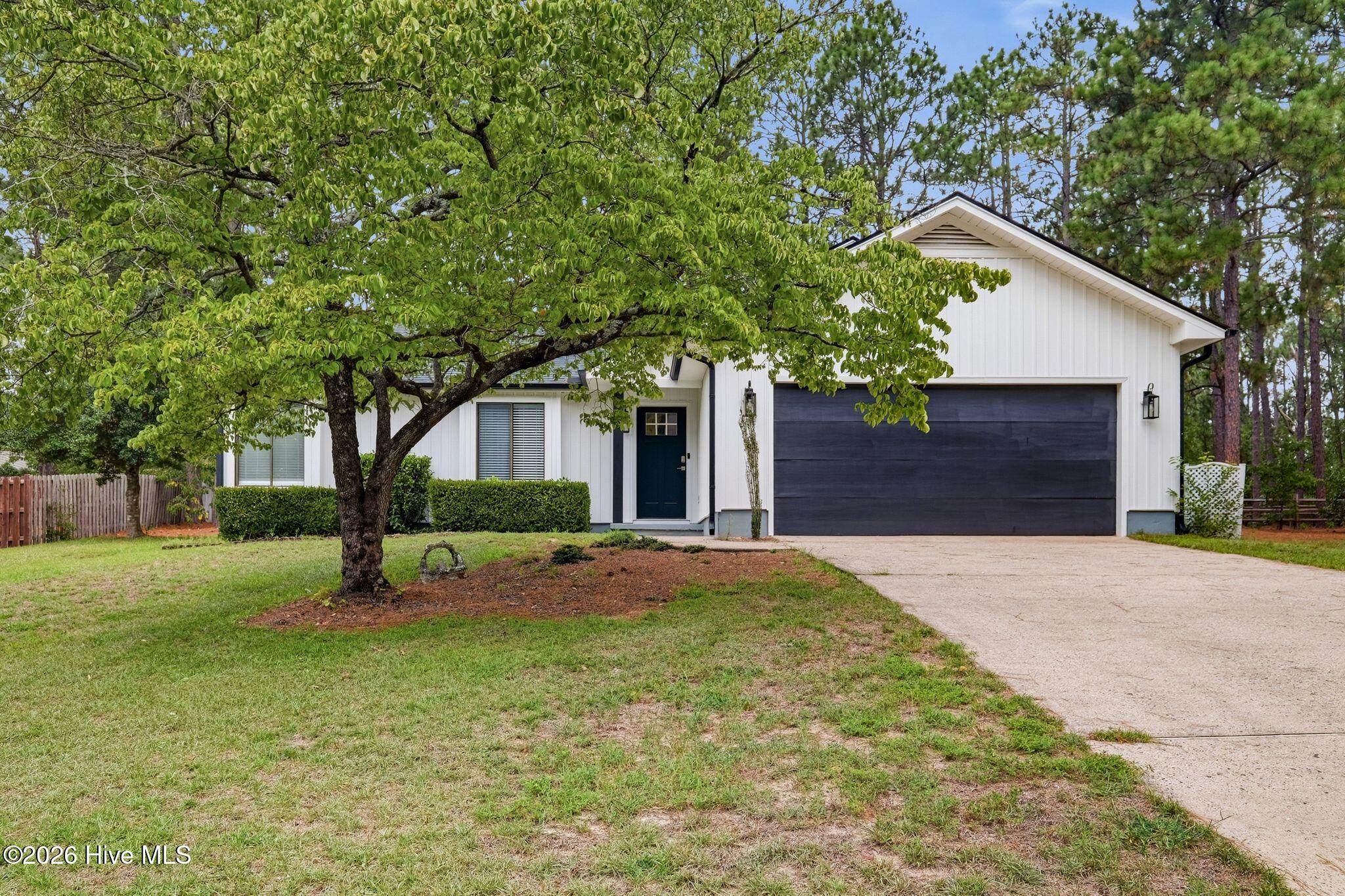 9 Alexander Lane Property Photo 1