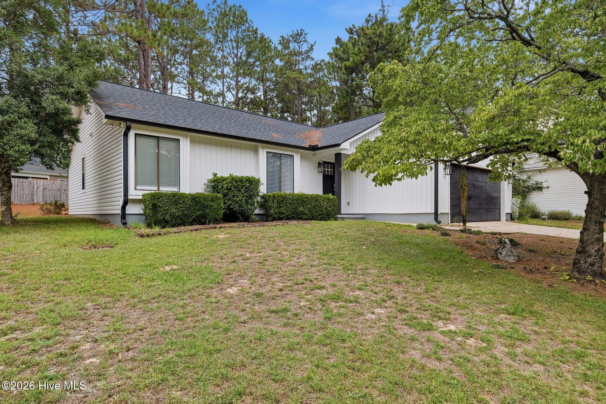 9 Alexander Lane Property Photo 4