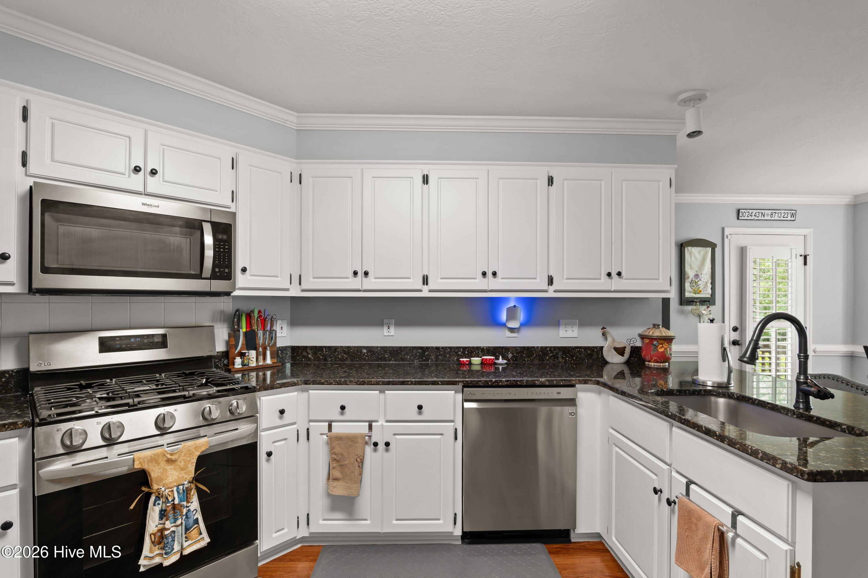 4233 Deerwood Lane Property Photo 15