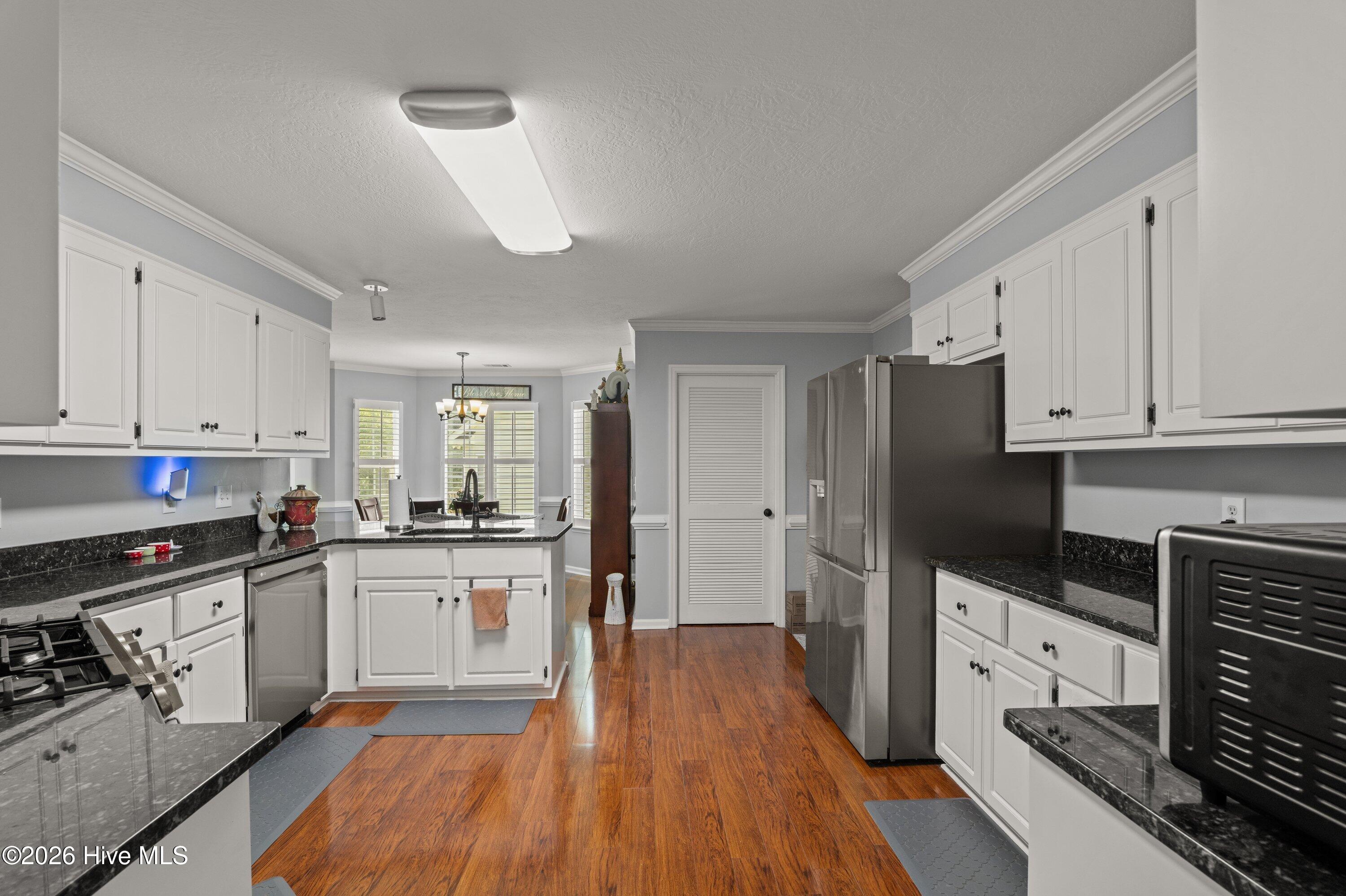 4233 Deerwood Lane Property Photo 16
