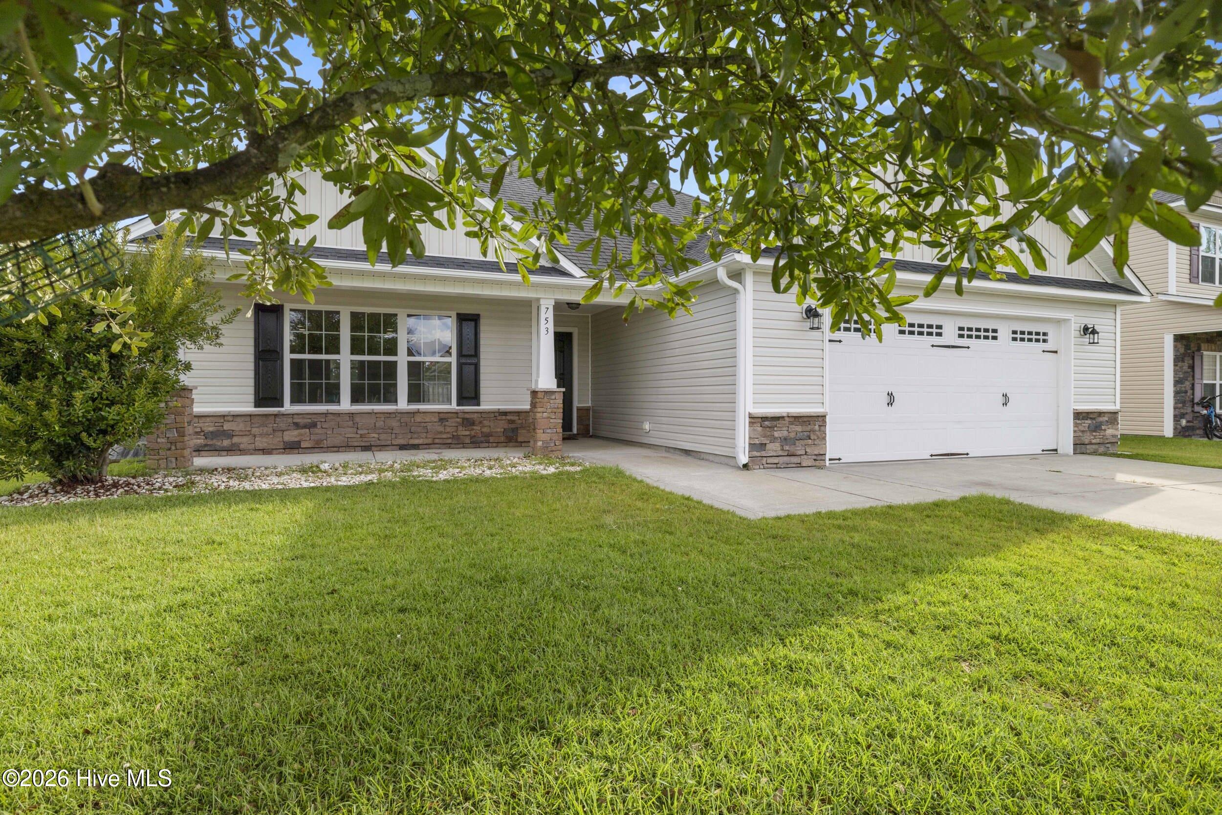 753 Radiant Drive Property Photo 4