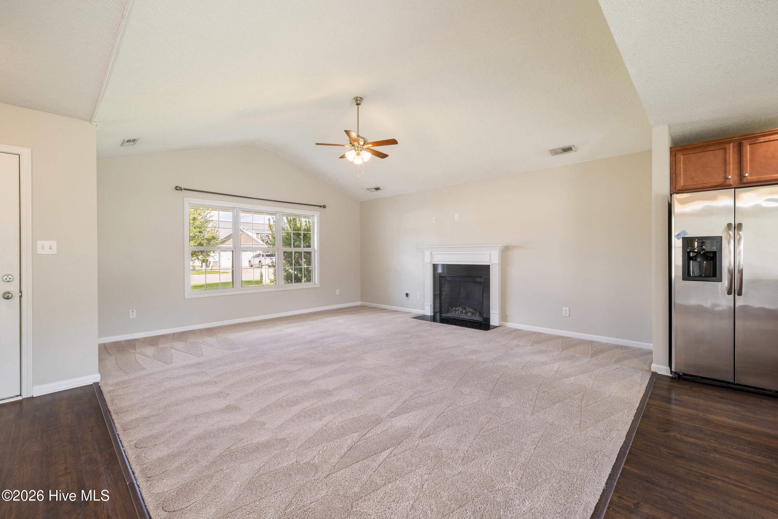 753 Radiant Drive Property Photo 7