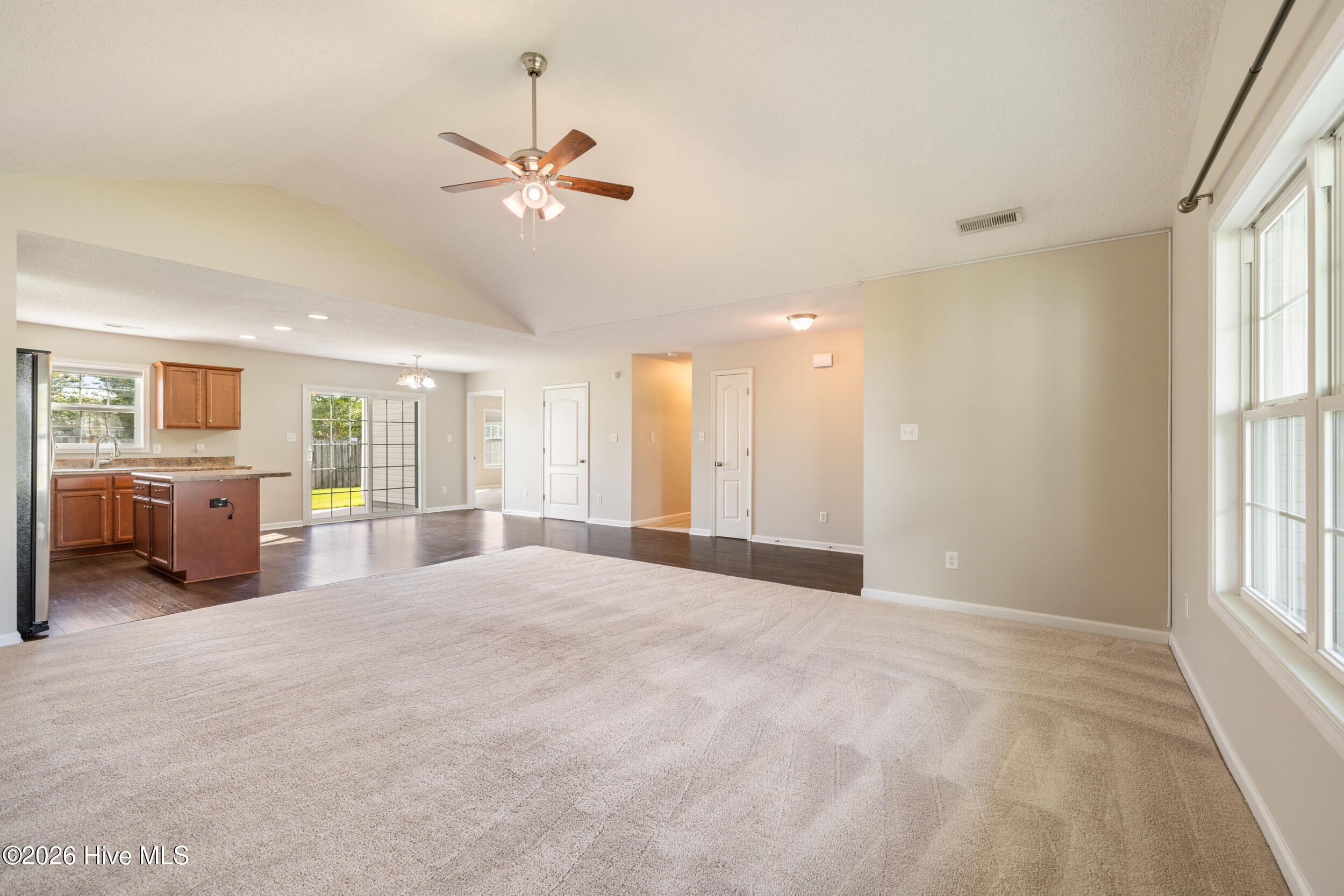 753 Radiant Drive Property Photo 10