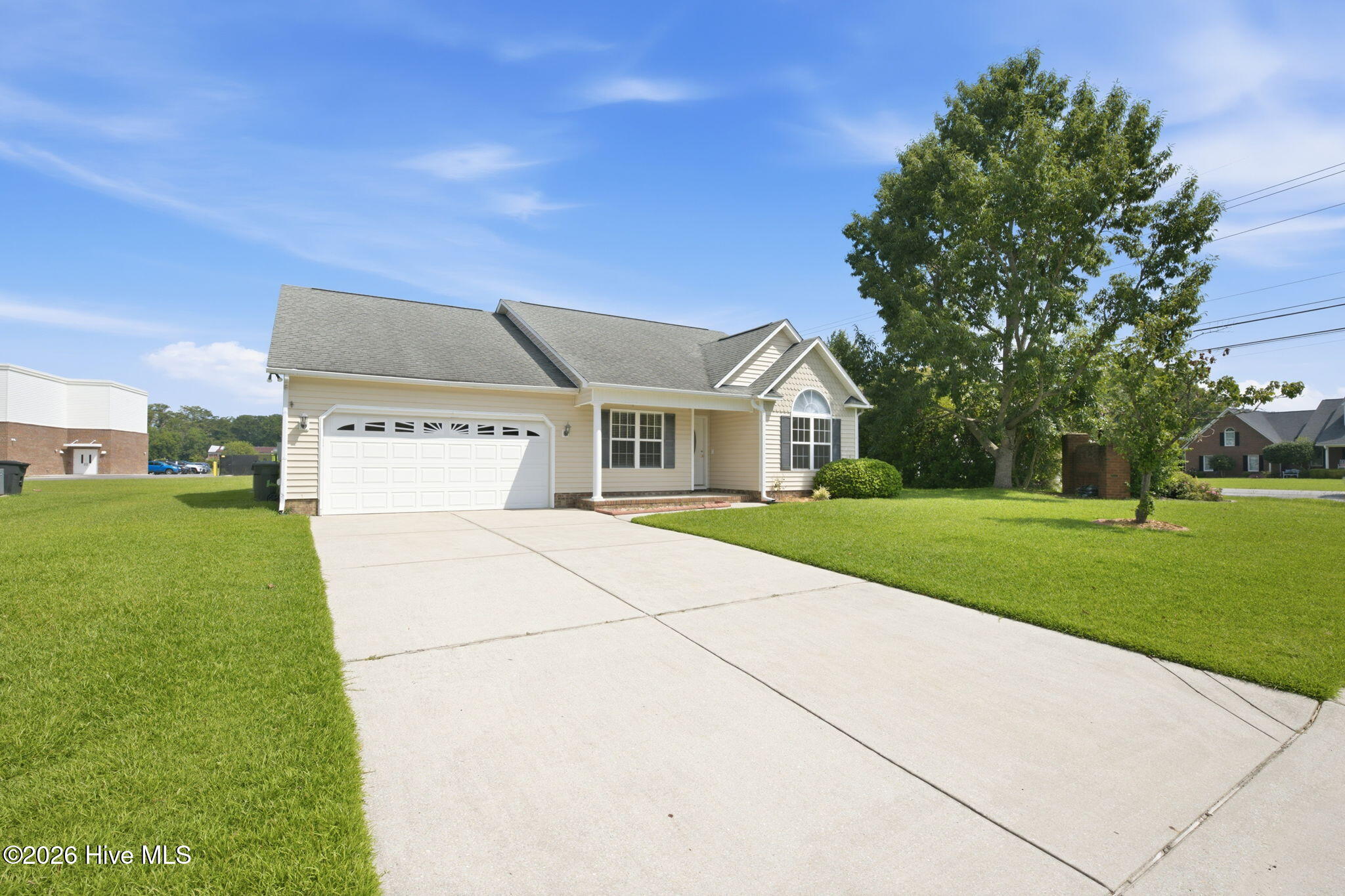 100 Conner Grant Road Property Photo 4