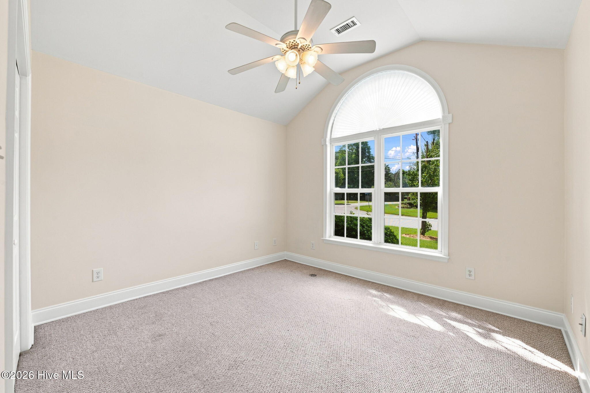 100 Conner Grant Road Property Photo 9