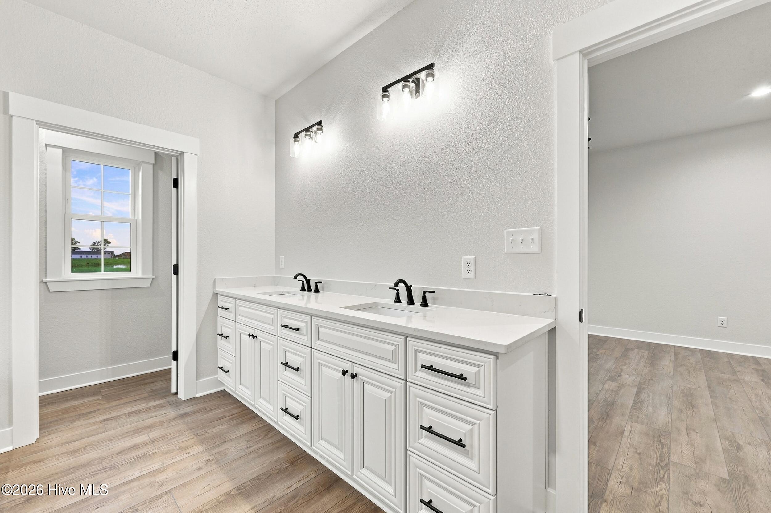 446 Pointe Vista Drive Property Photo 42