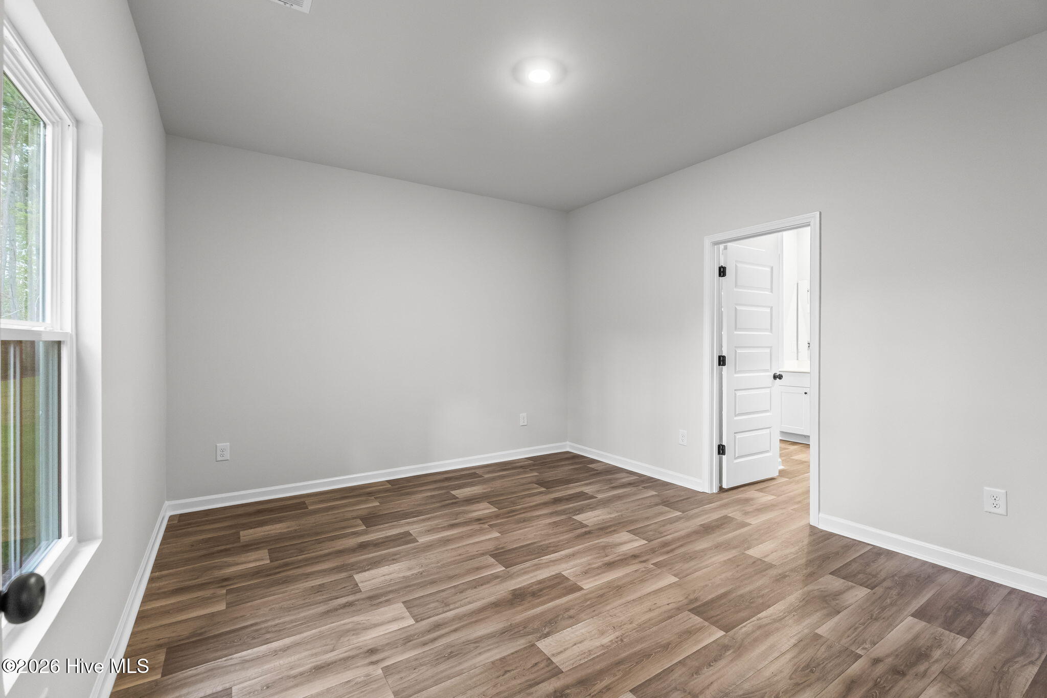 1037 Harbor Drive Property Photo 12