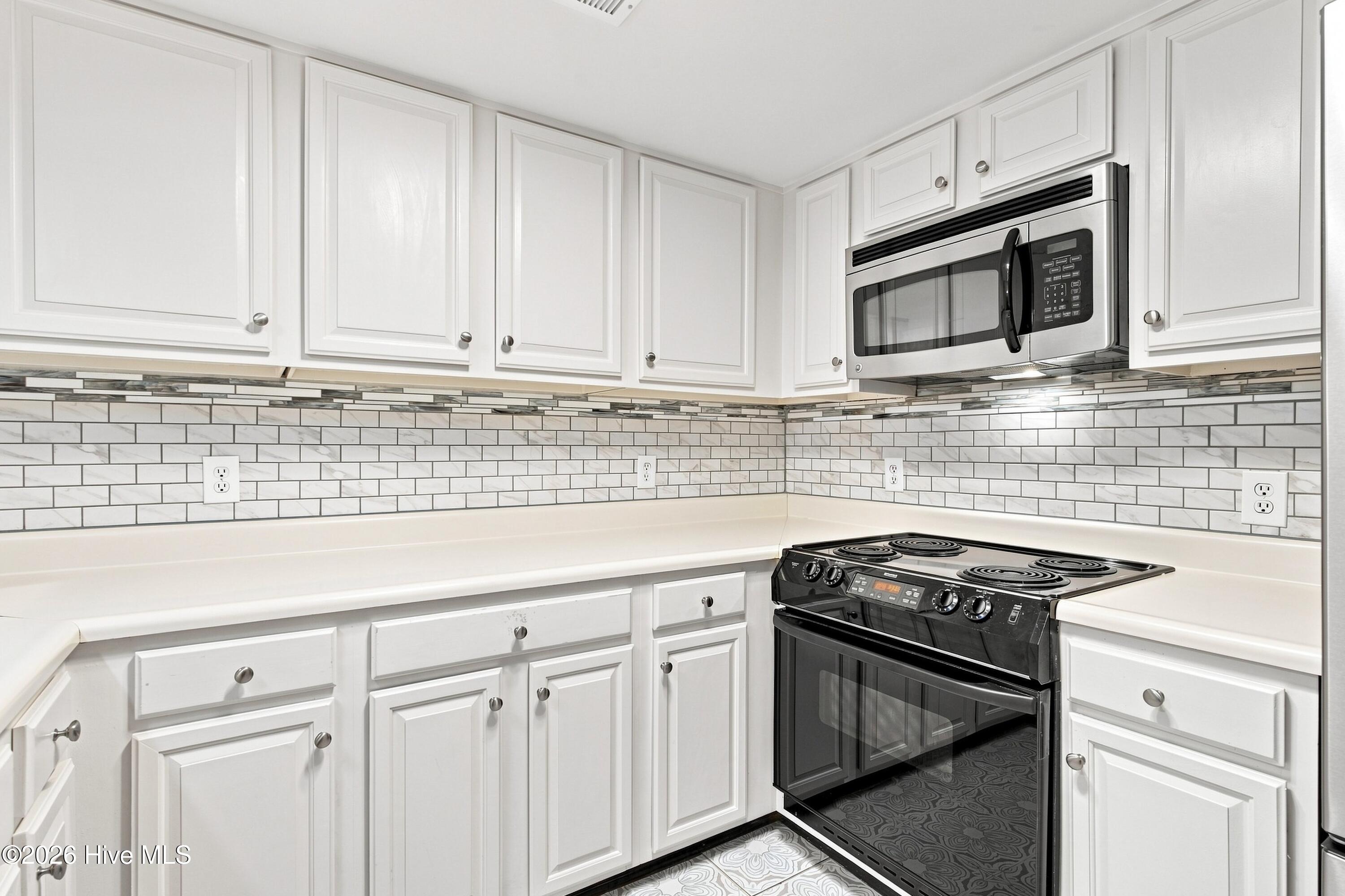 1800 Eastwood Road Apt 253 Property Photo 11