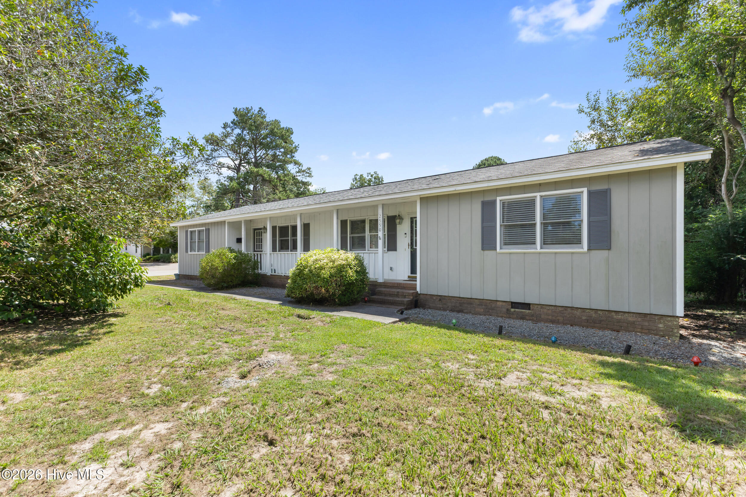 2550/2560 Chestnut Street Property Photo 1
