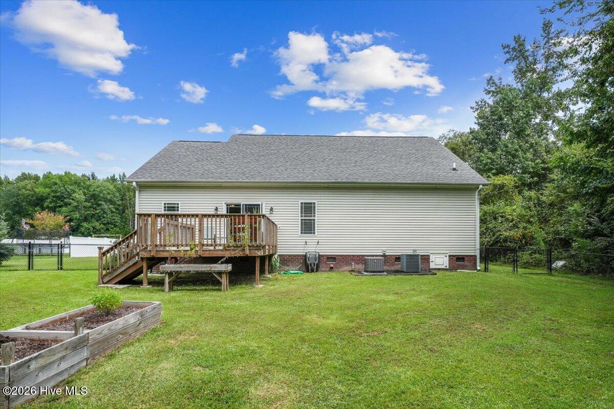 103 Pantego Place Property Photo 9