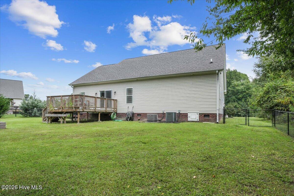 103 Pantego Place Property Photo 10