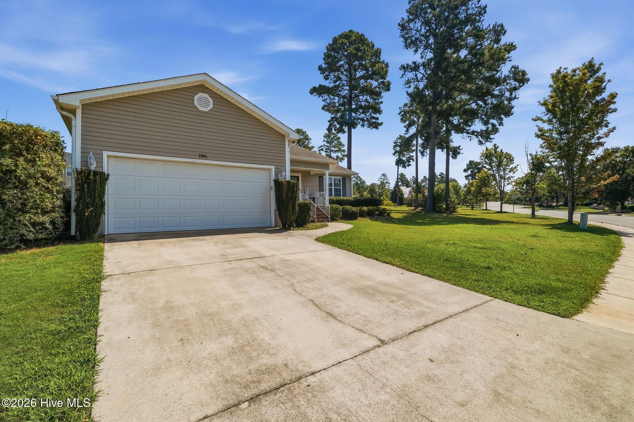 204 Savannah Garden Drive Property Photo 2