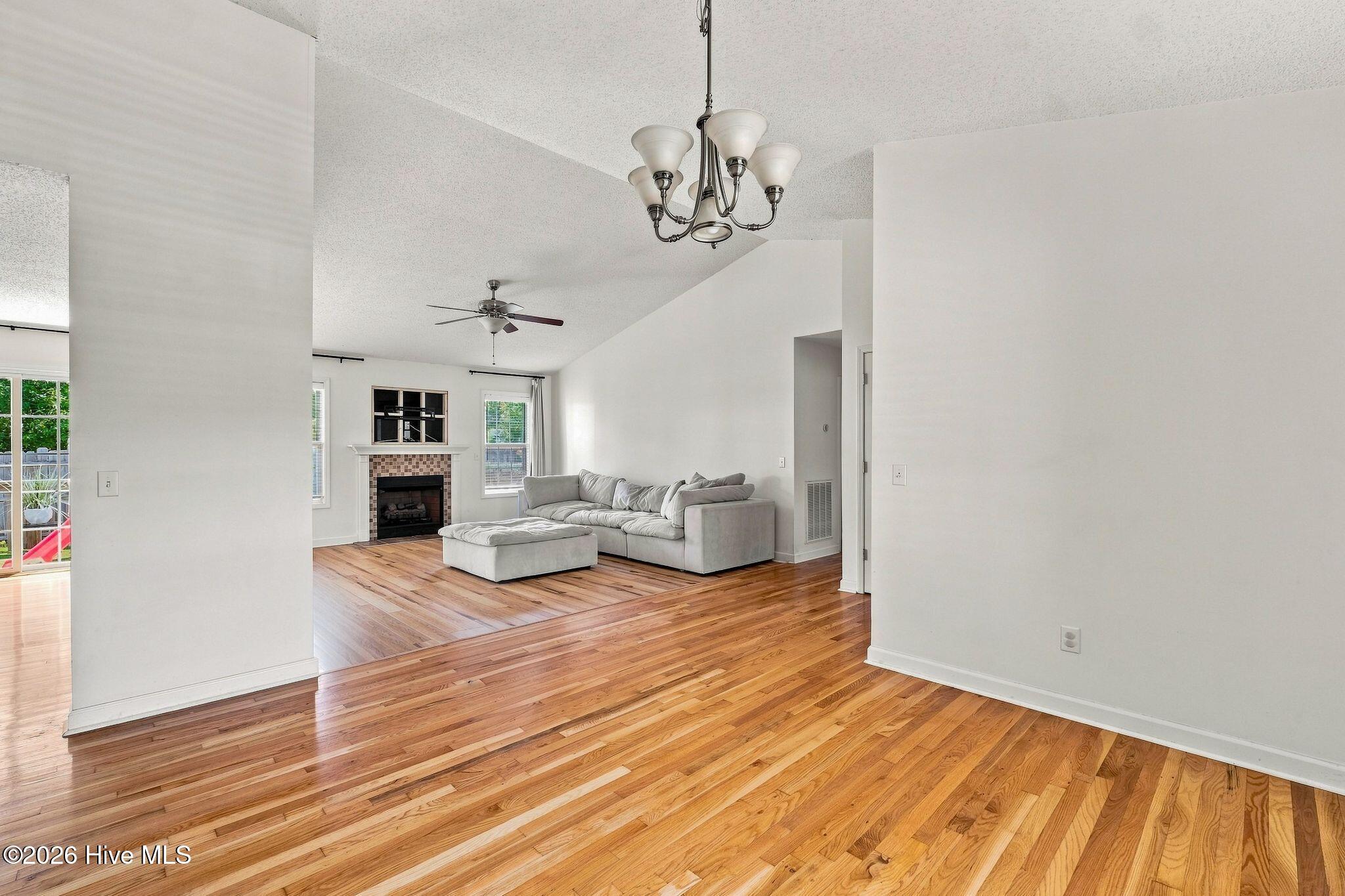 204 Savannah Garden Drive Property Photo 16