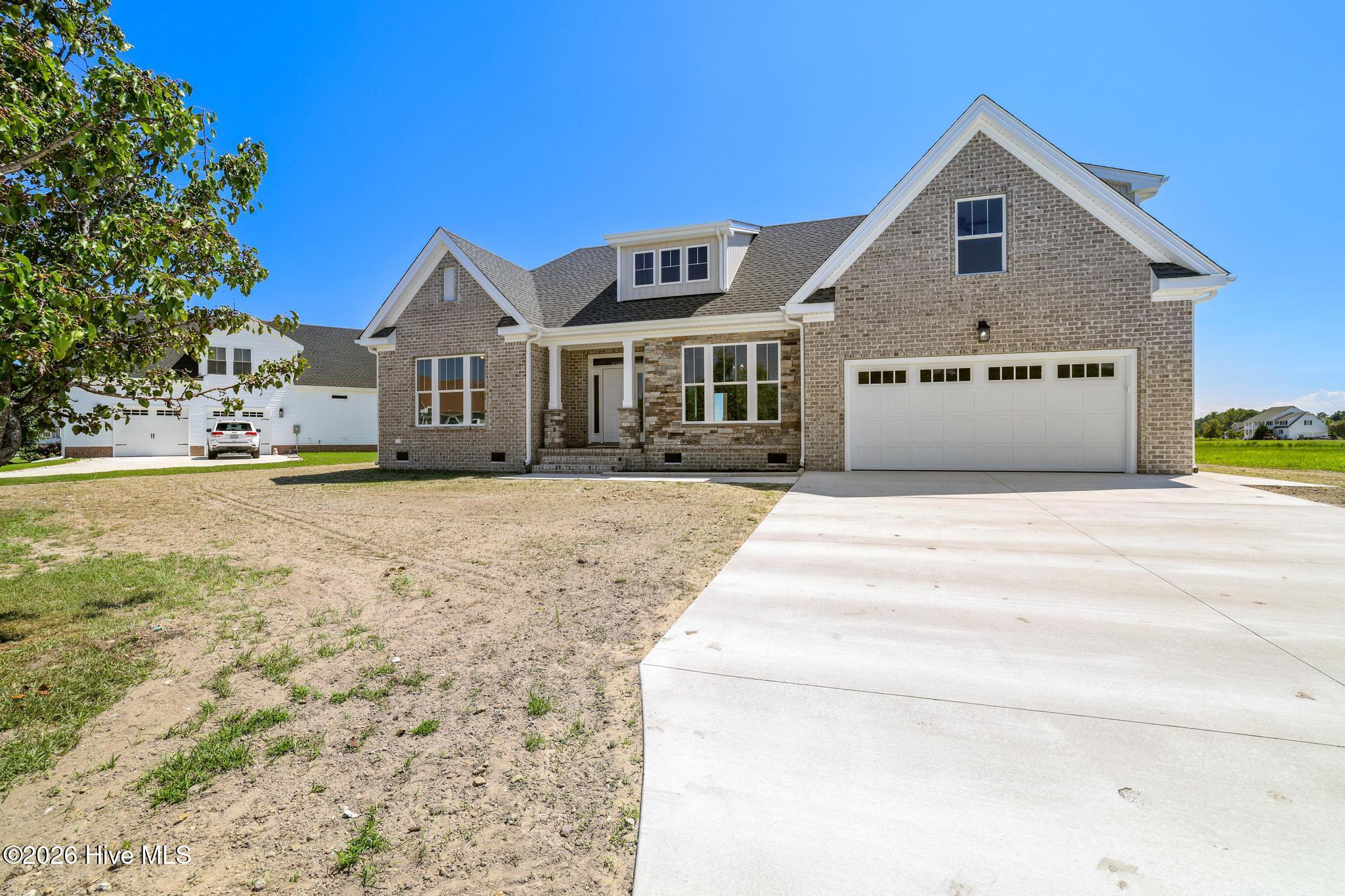 120 Colington Circle Property Photo 3