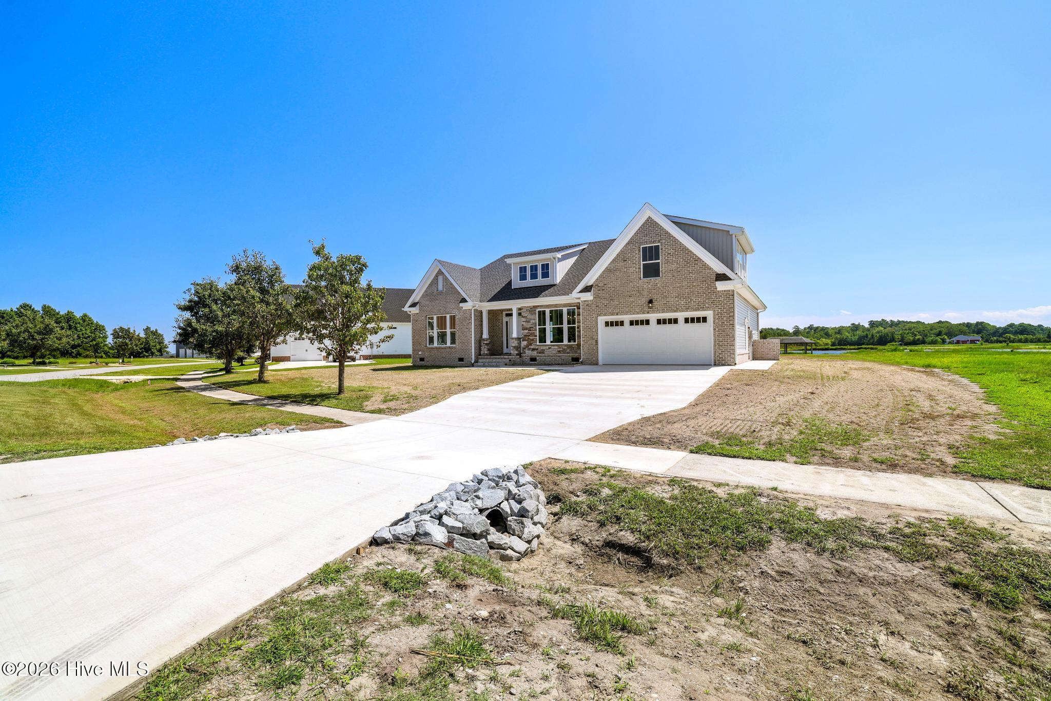 120 Colington Circle Property Photo 4