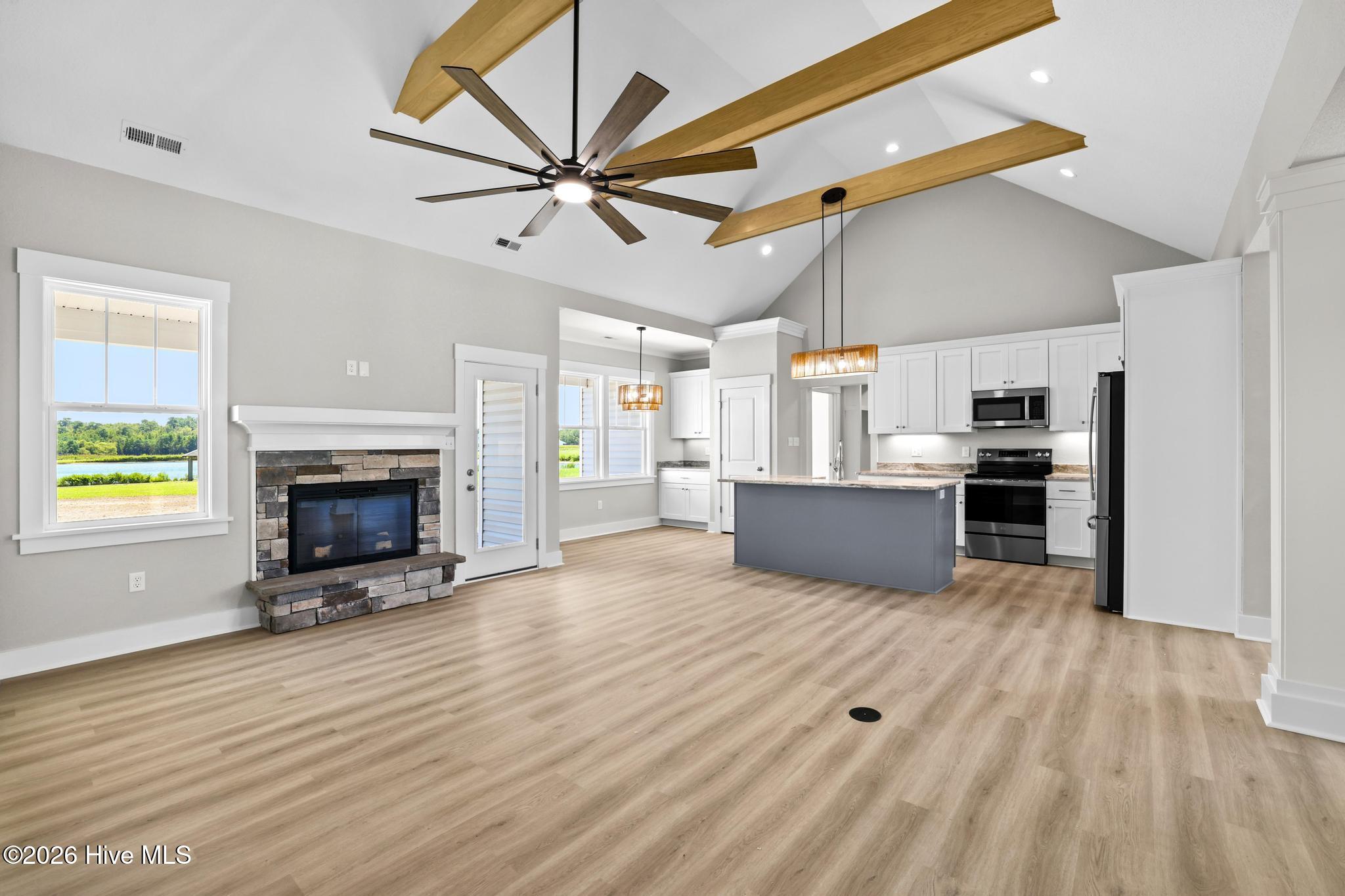 120 Colington Circle Property Photo 8