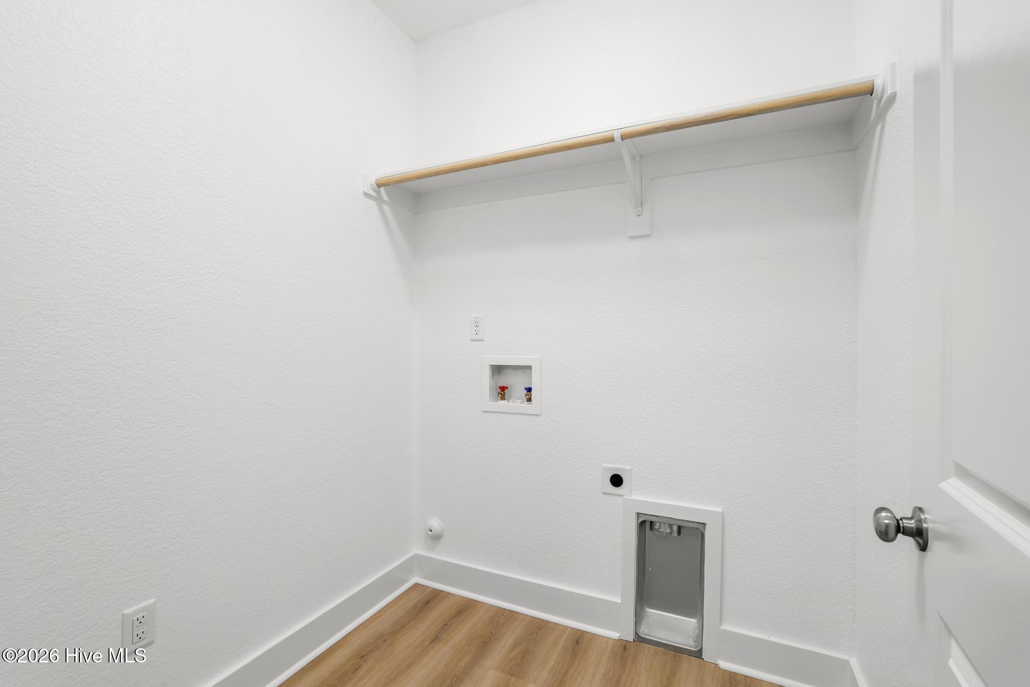 120 Colington Circle Property Photo 31