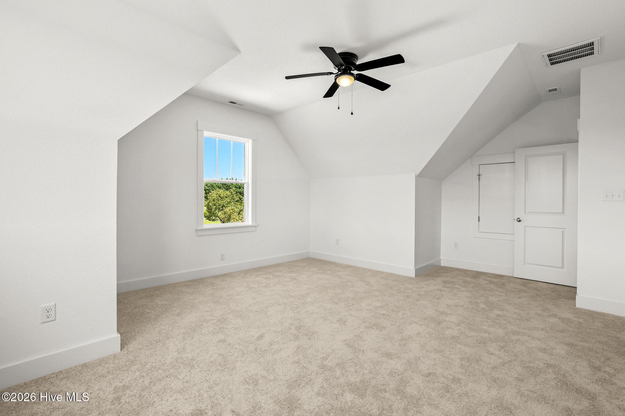 120 Colington Circle Property Photo 37