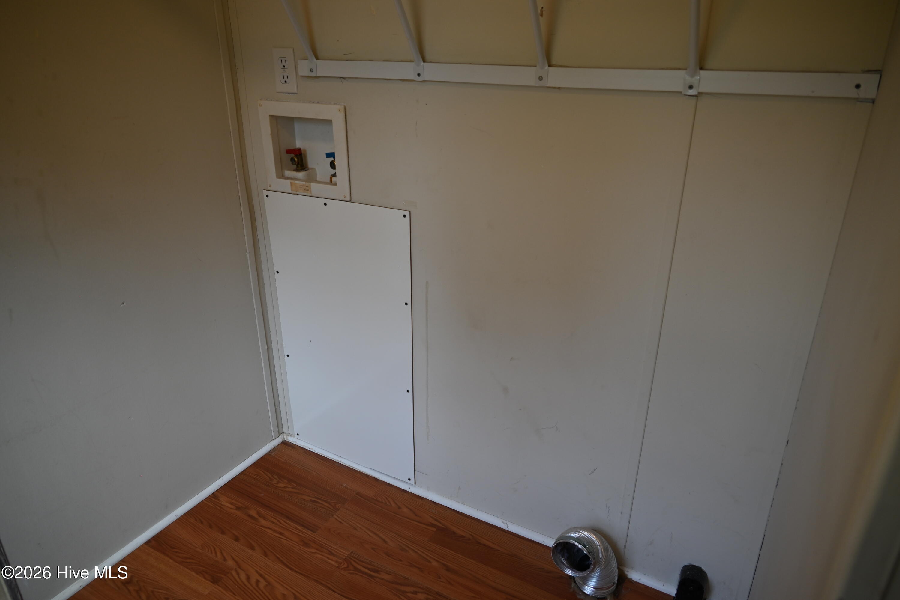 164 Short Road Property Photo 11