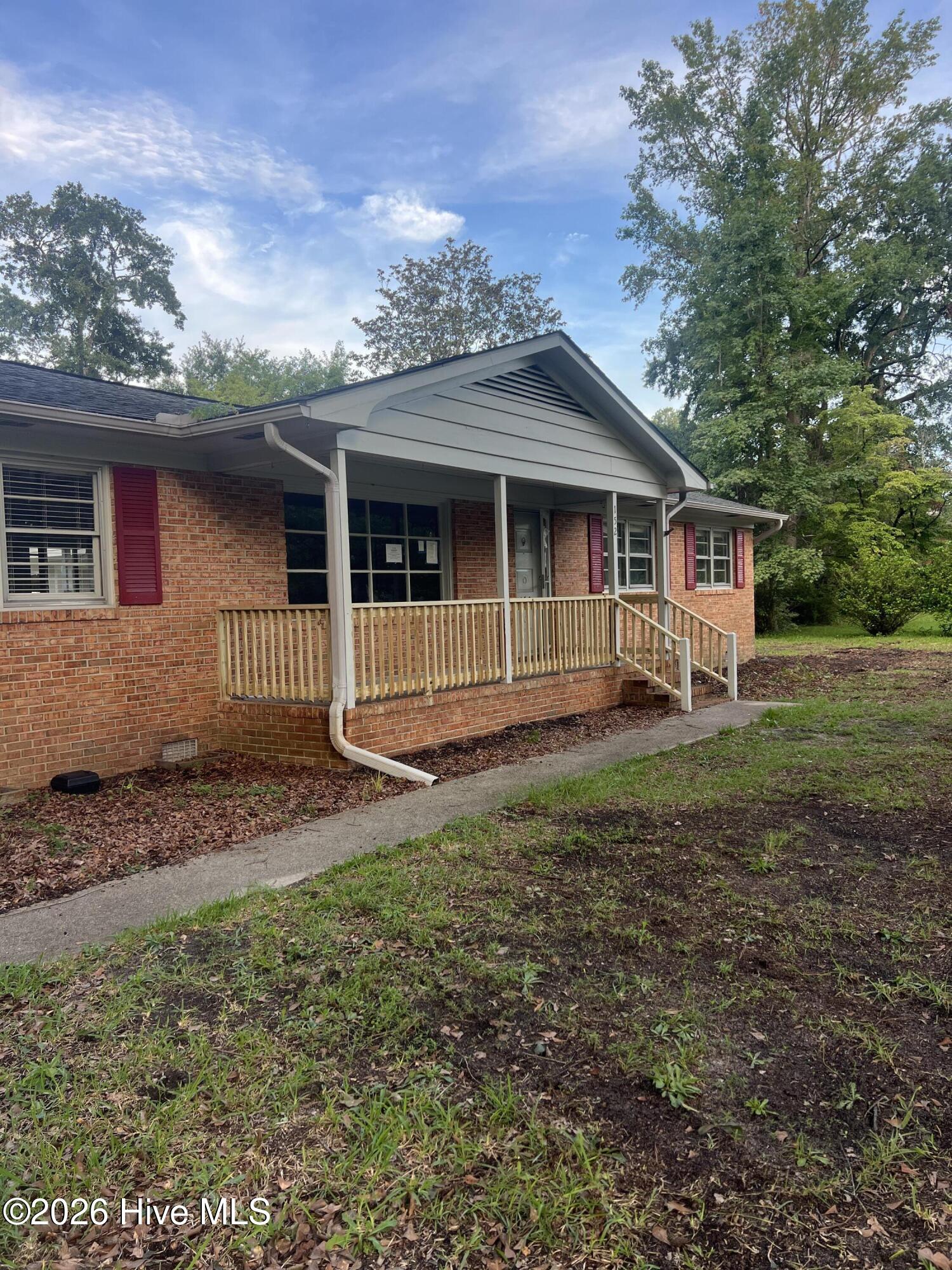 152 Fairview Road Property Photo 3