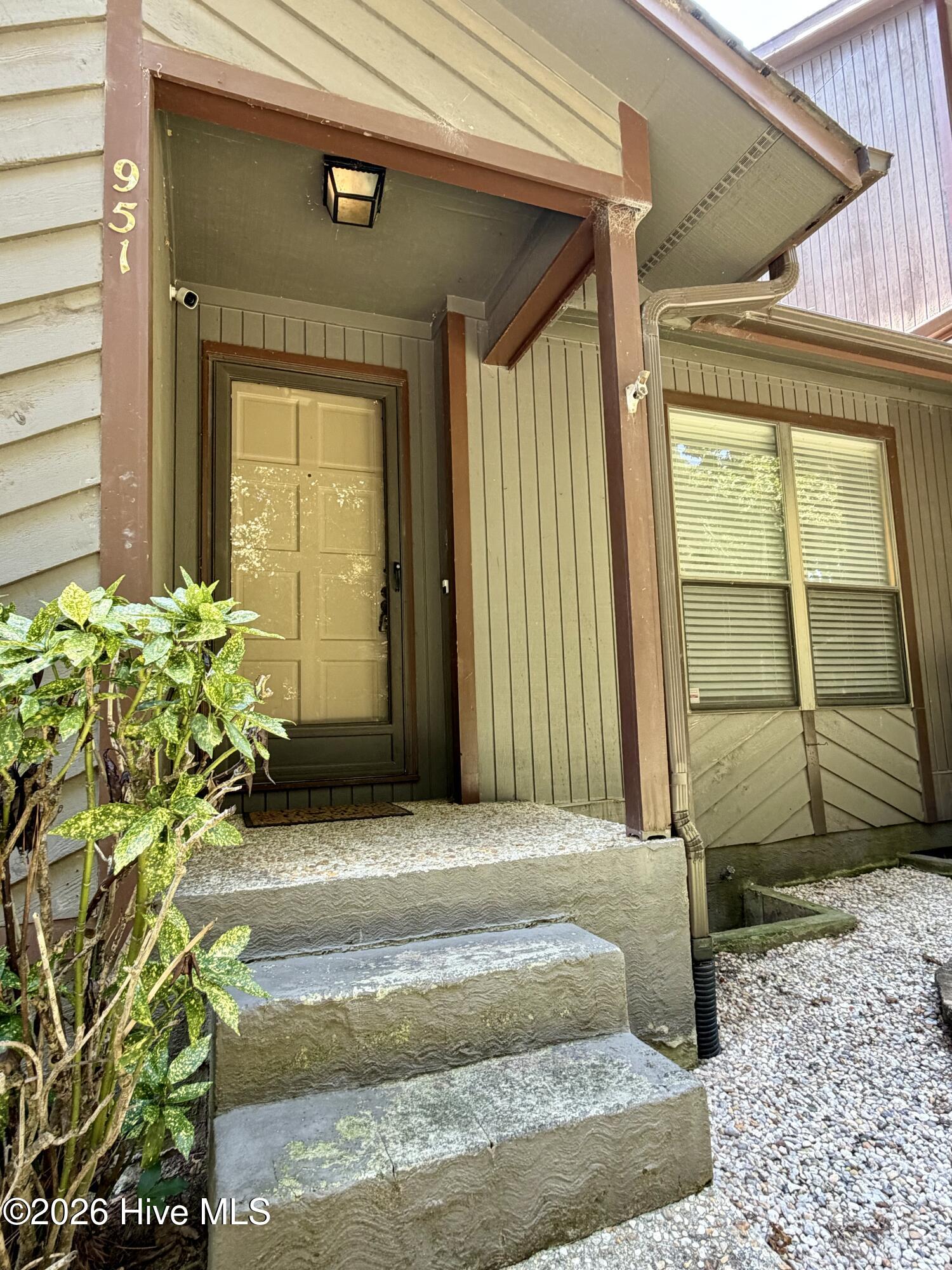 951 Creek Side Run Property Photo 2