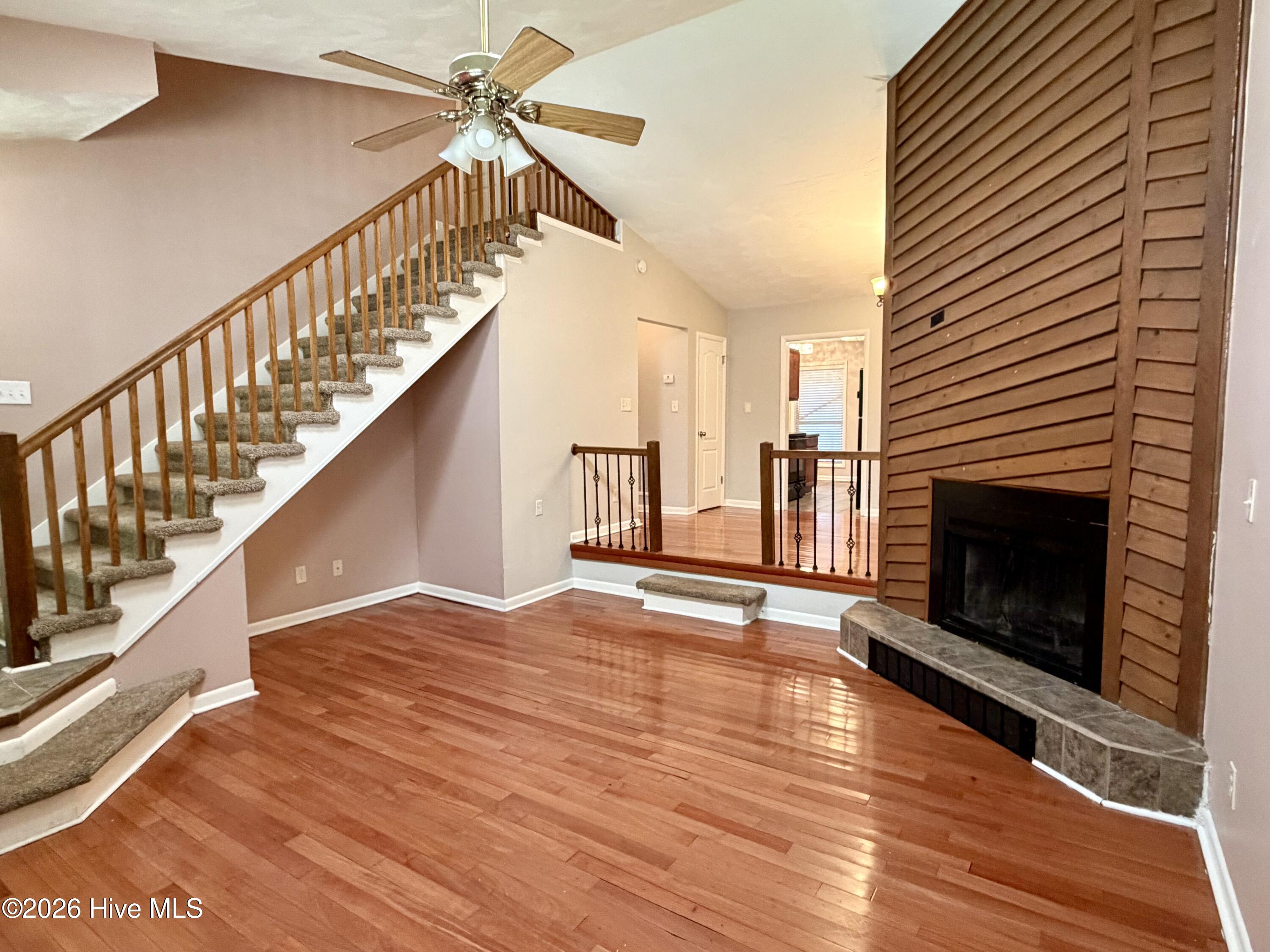 951 Creek Side Run Property Photo 5