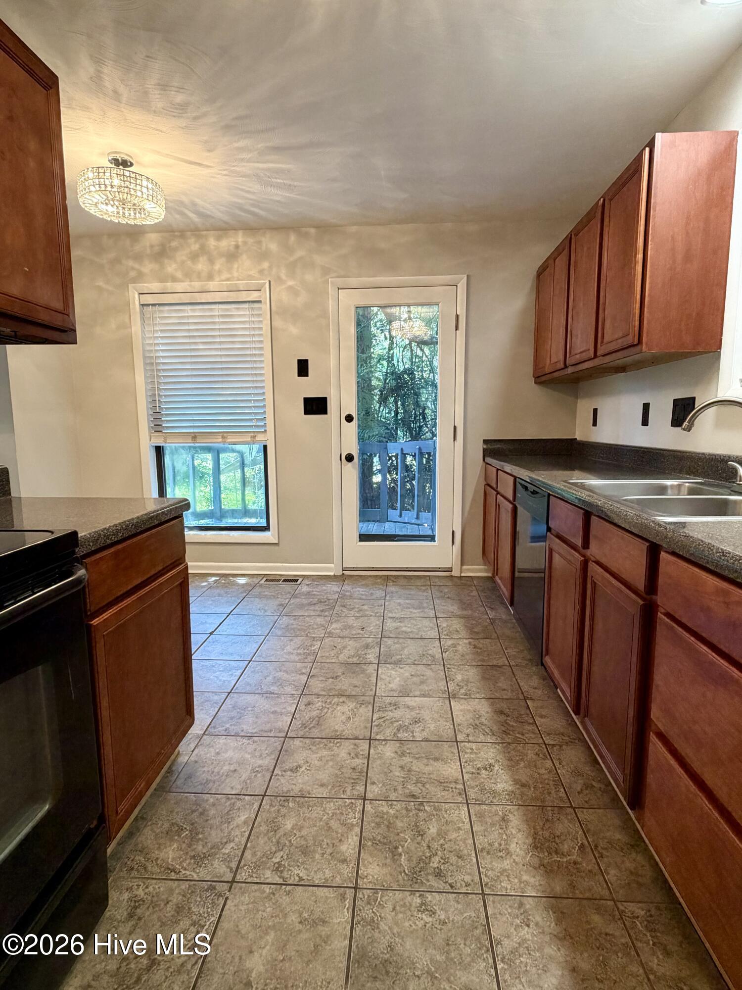 951 Creek Side Run Property Photo 11