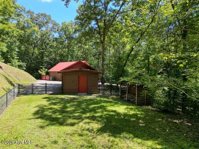 158 Red Oak Forest Lane Property Photo 4