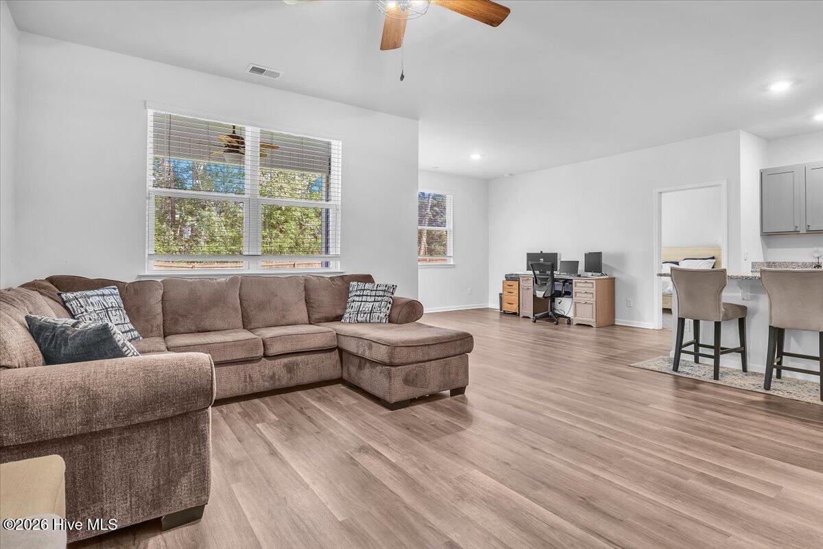 1617 Meridian Forest Drive Se Property Photo 13