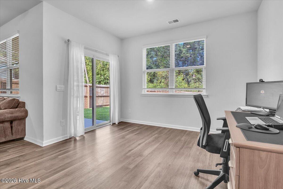 1617 Meridian Forest Drive Se Property Photo 15