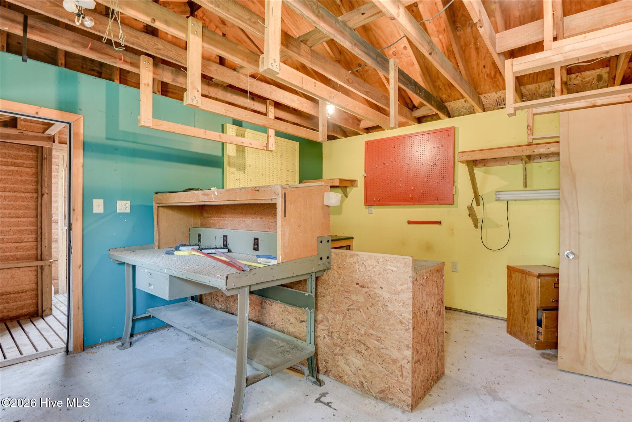 227 Post Oak Lane Property Photo 49