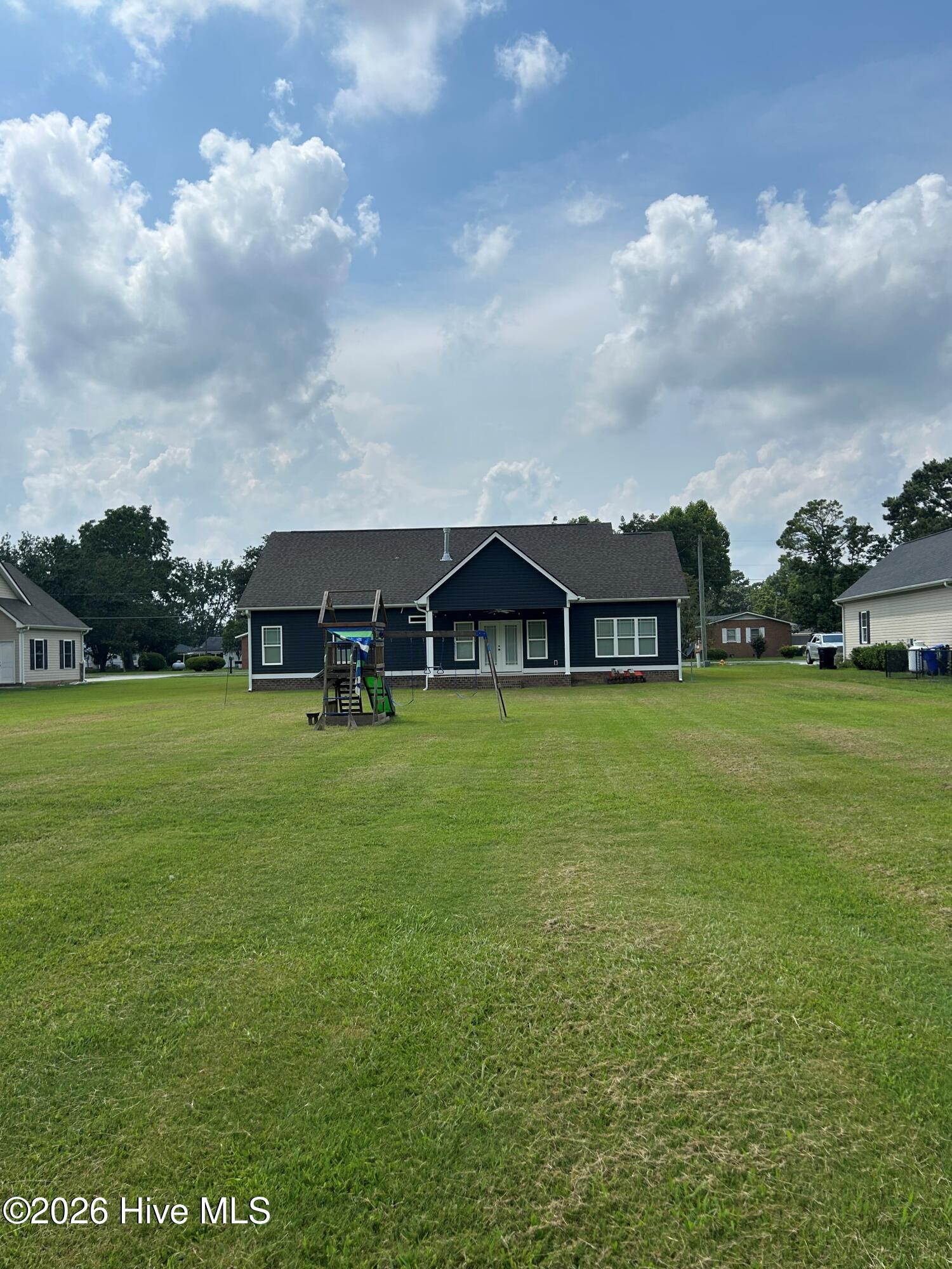 210 Beaver Dam Drive Property Photo 3
