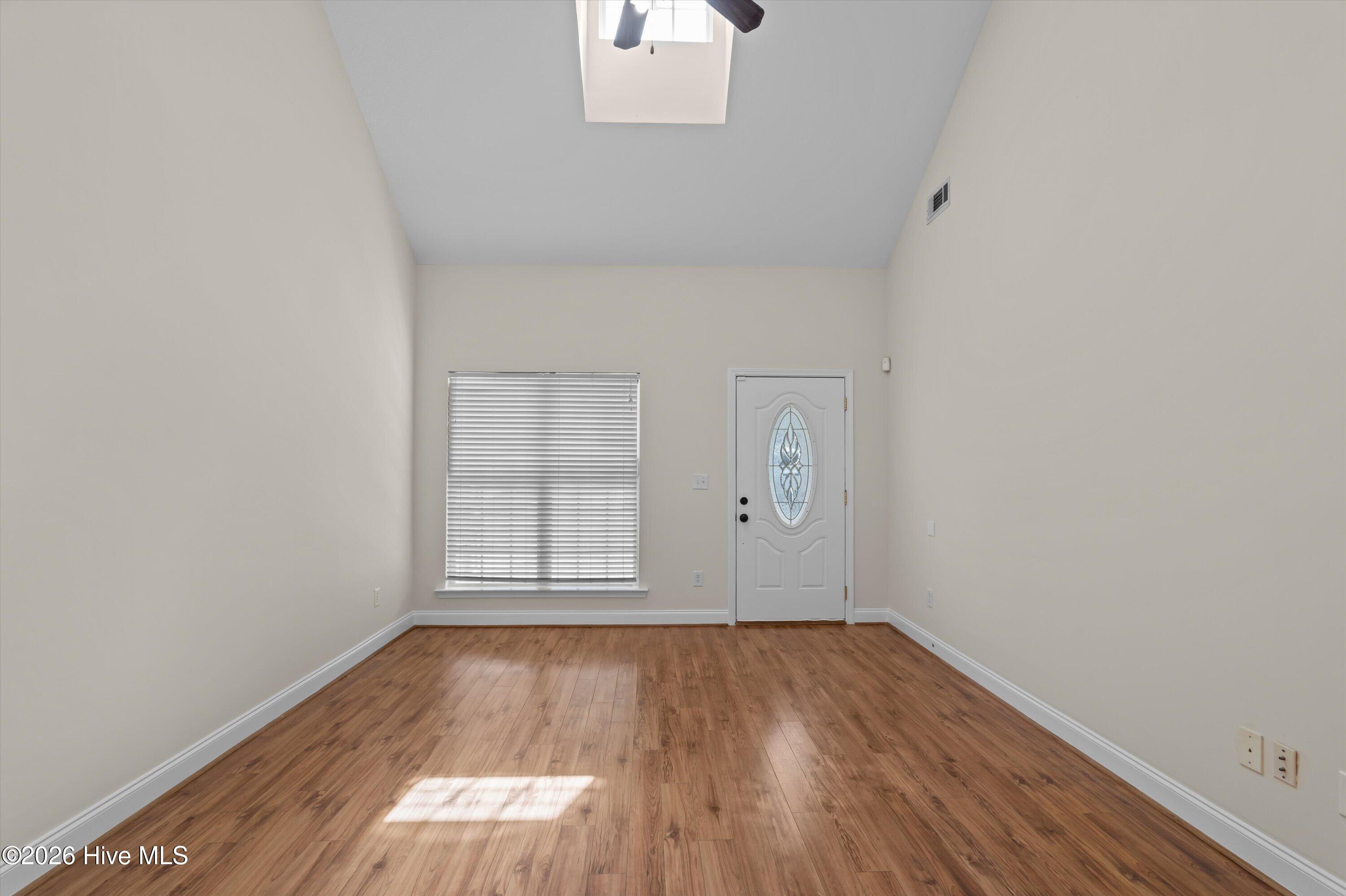2121 Reserve Lane Property Photo 5
