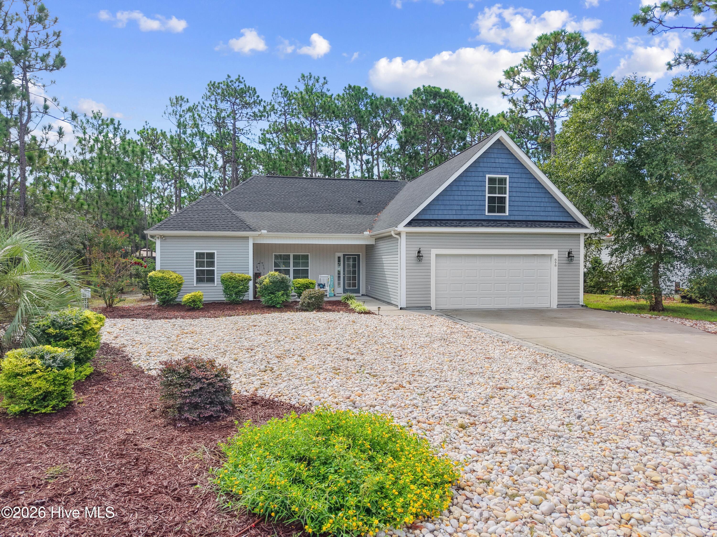 898 Boros Road Property Photo 2