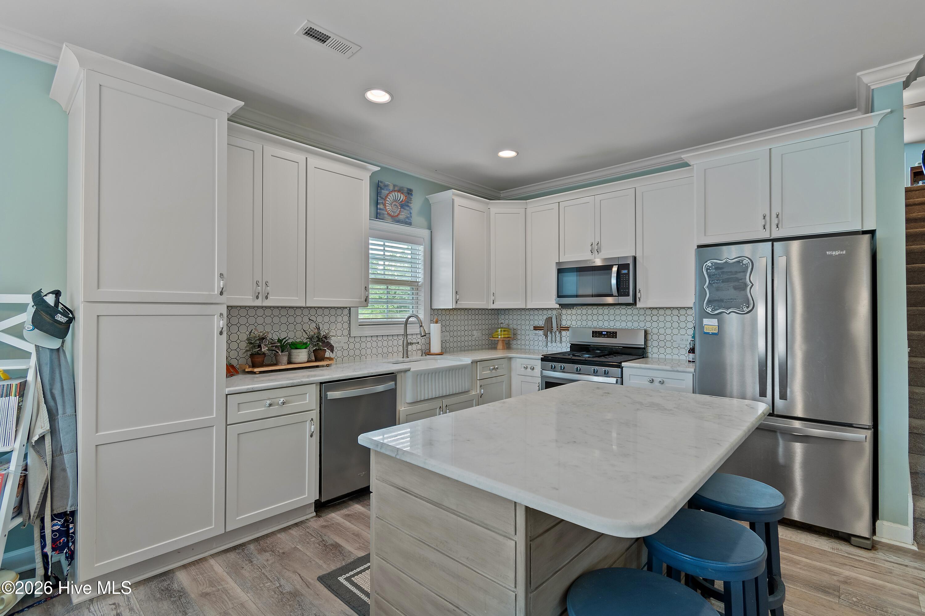 898 Boros Road Property Photo 12