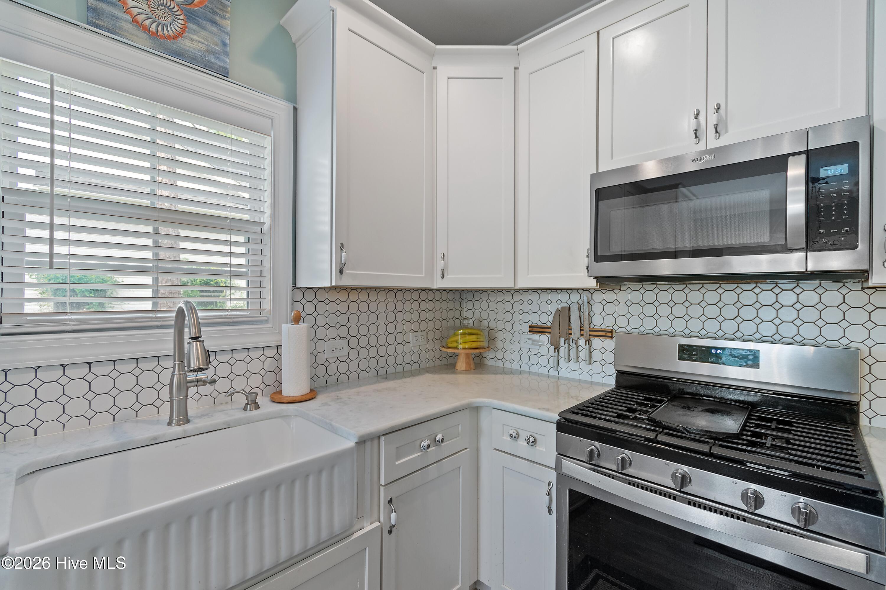 898 Boros Road Property Photo 14