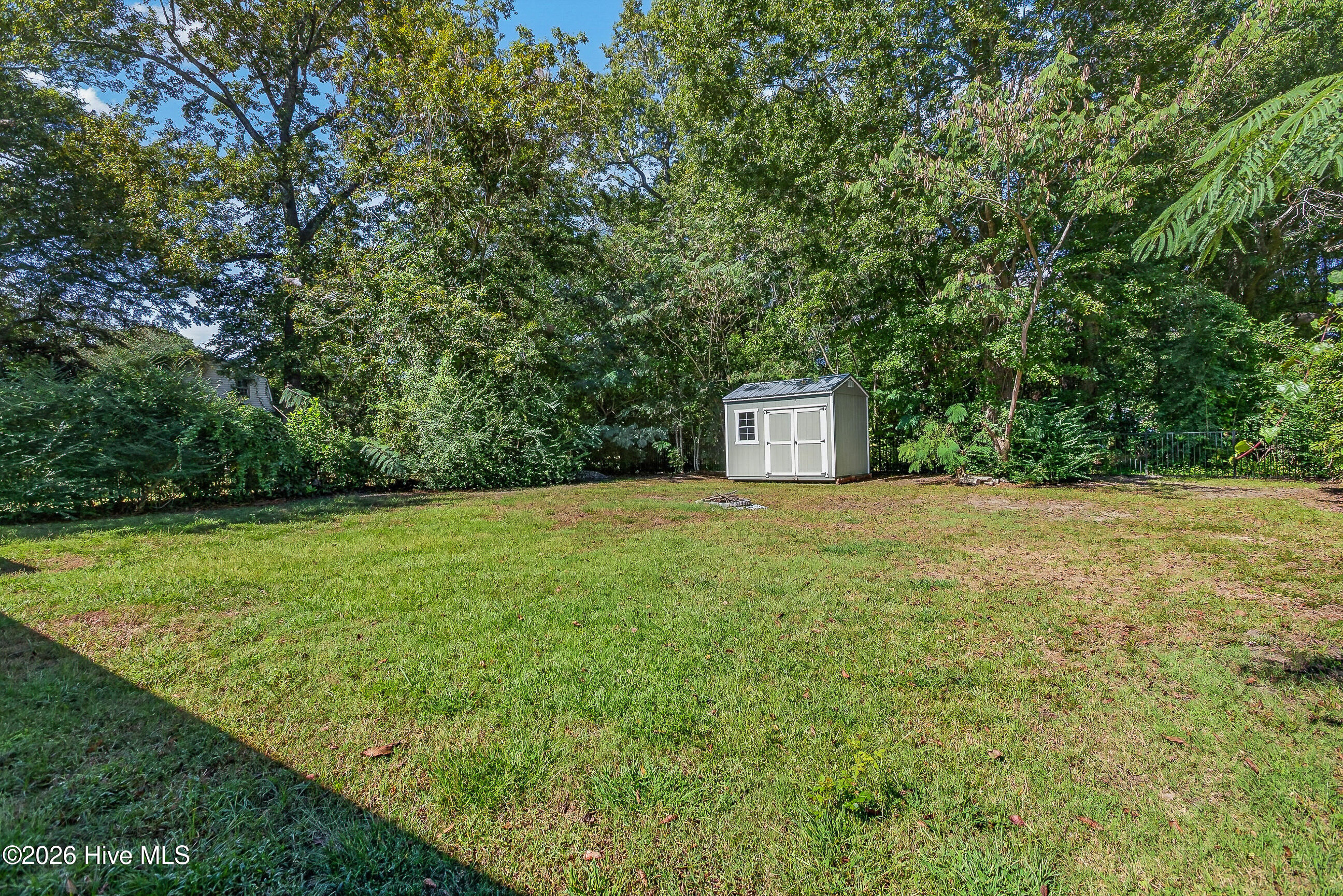 305 White Oak Street Property Photo 25