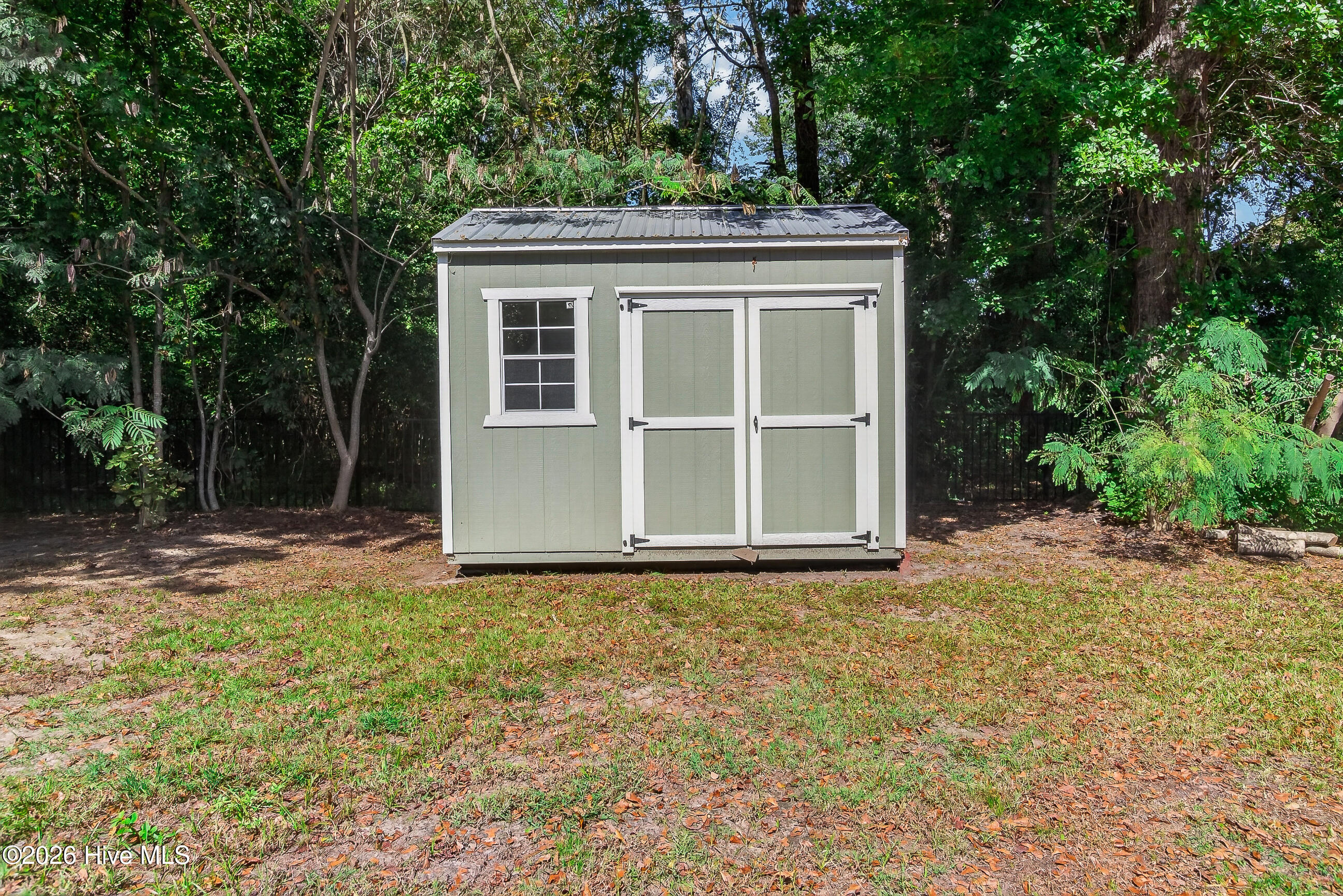 305 White Oak Street Property Photo 26