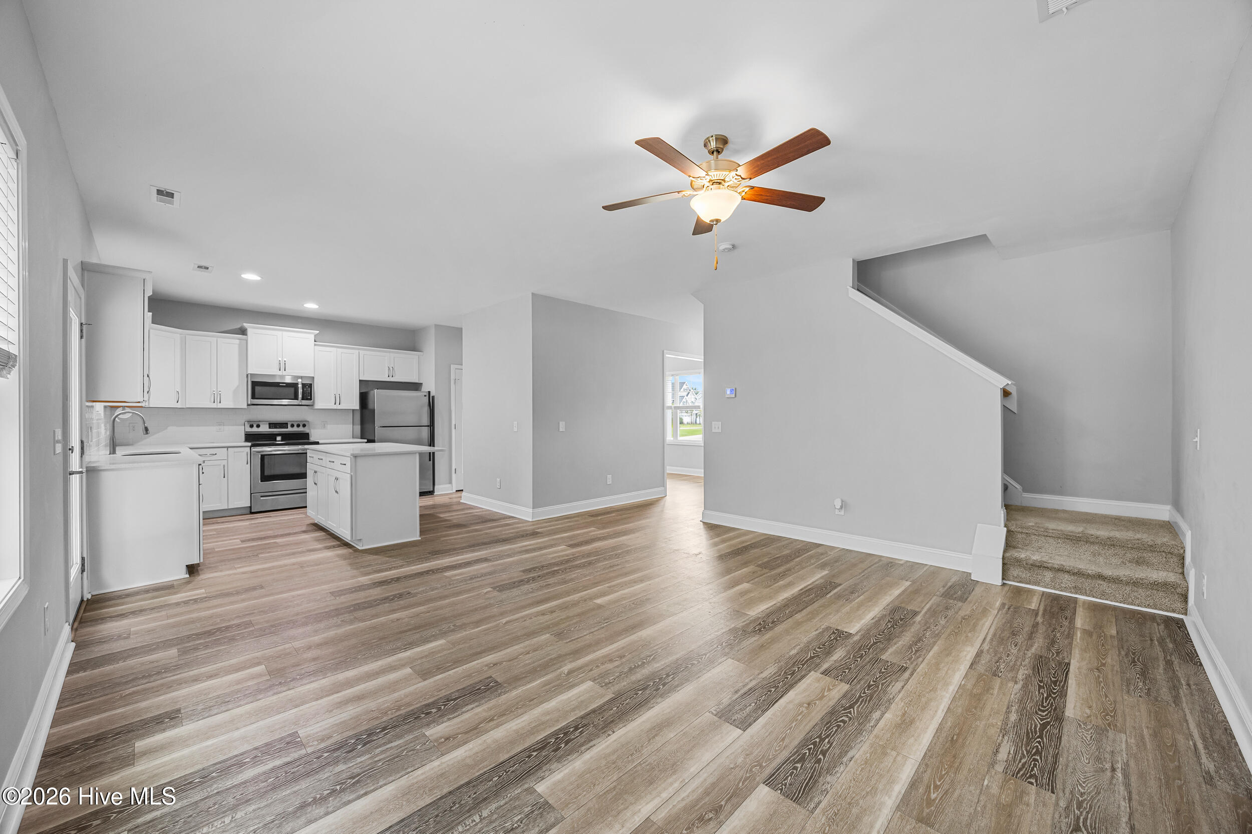 464 Jasmine Way Property Photo 20