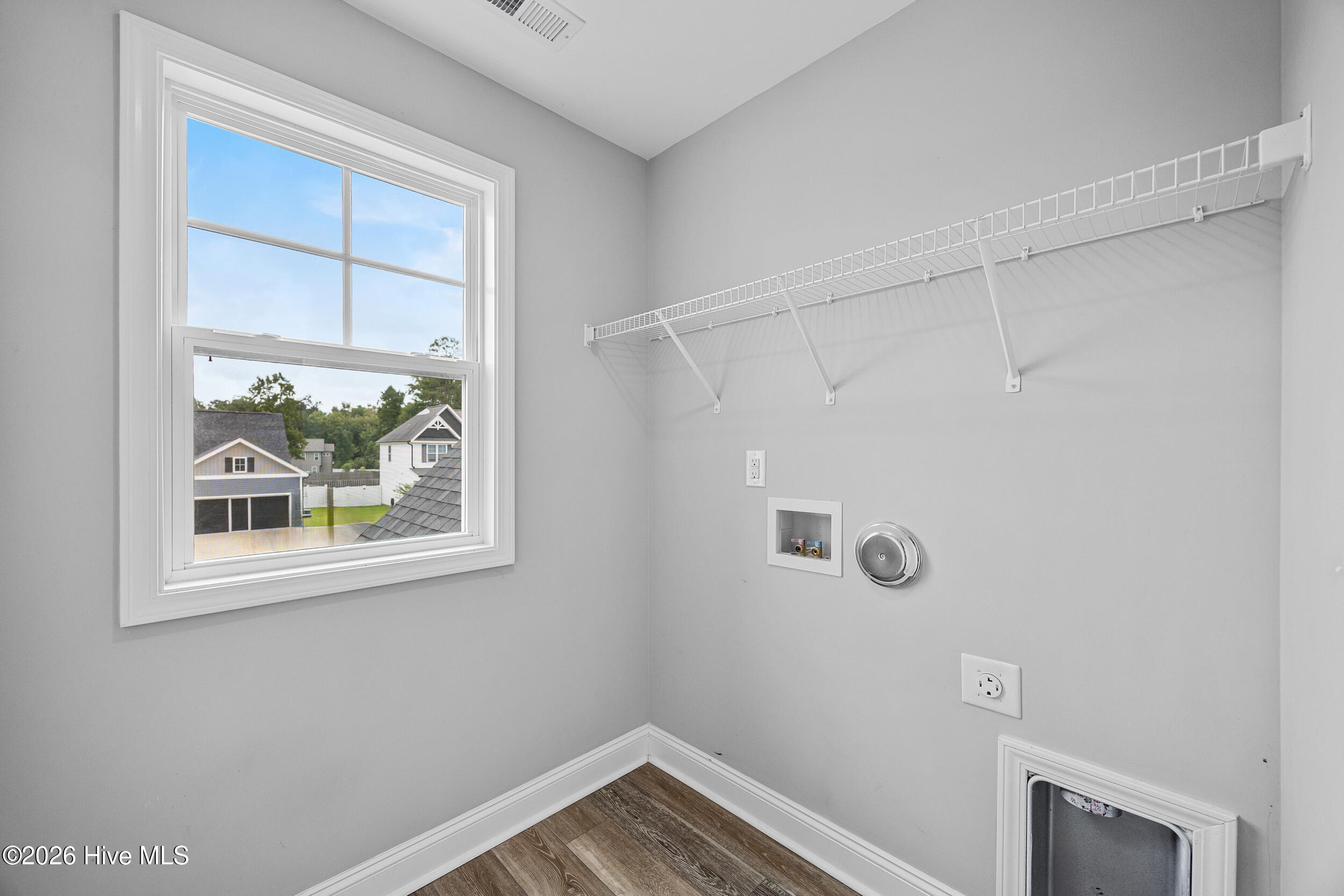 464 Jasmine Way Property Photo 22