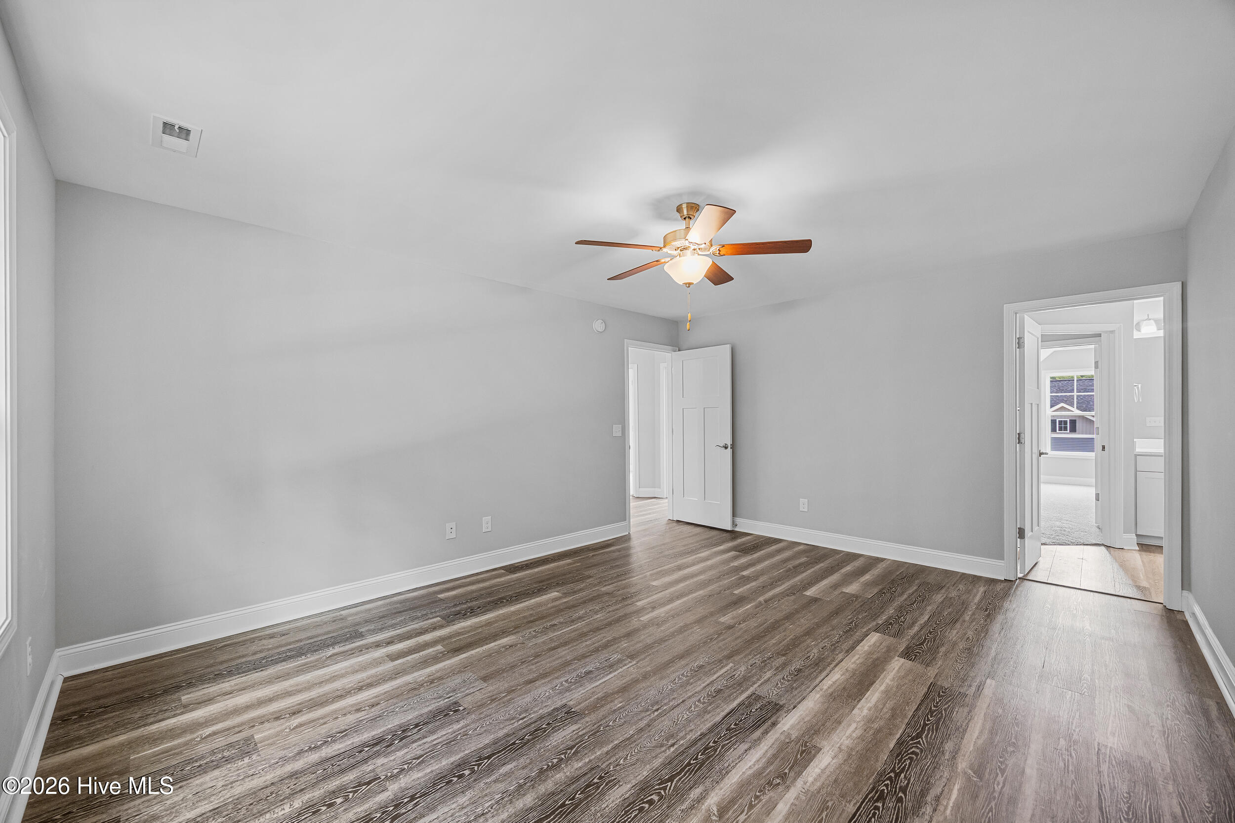 464 Jasmine Way Property Photo 32