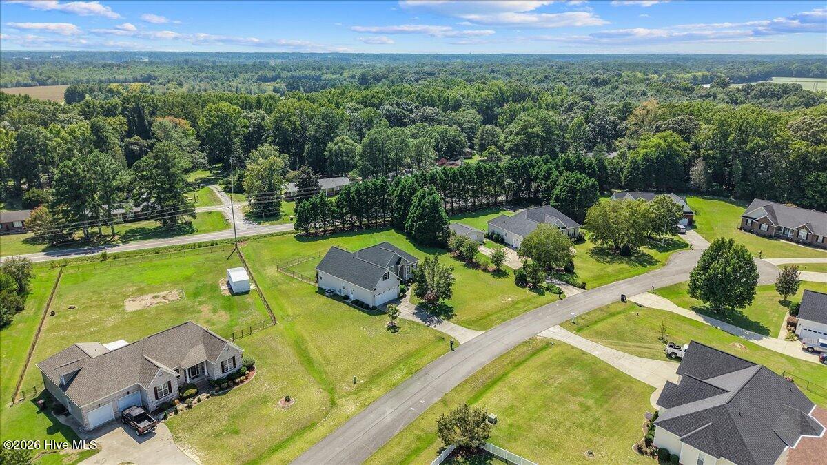 202 Mossburg Drive Property Photo 7