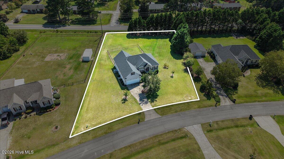 202 Mossburg Drive Property Photo 8