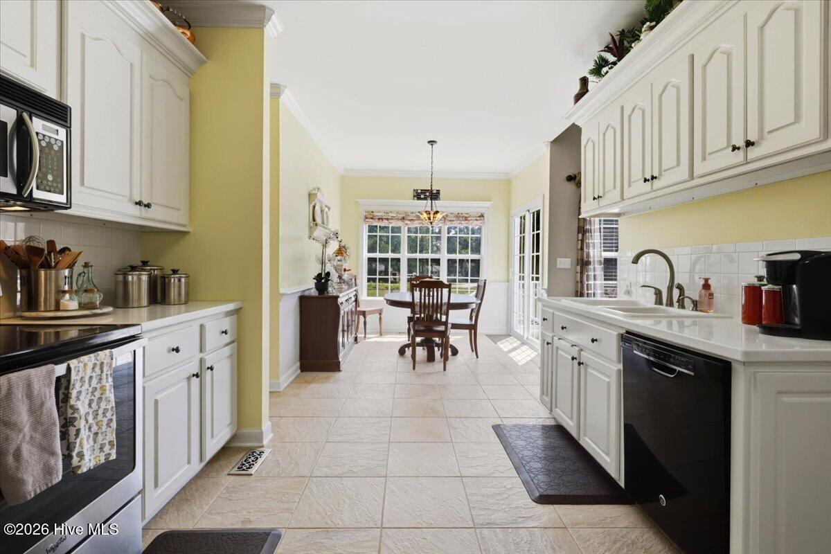 202 Mossburg Drive Property Photo 32