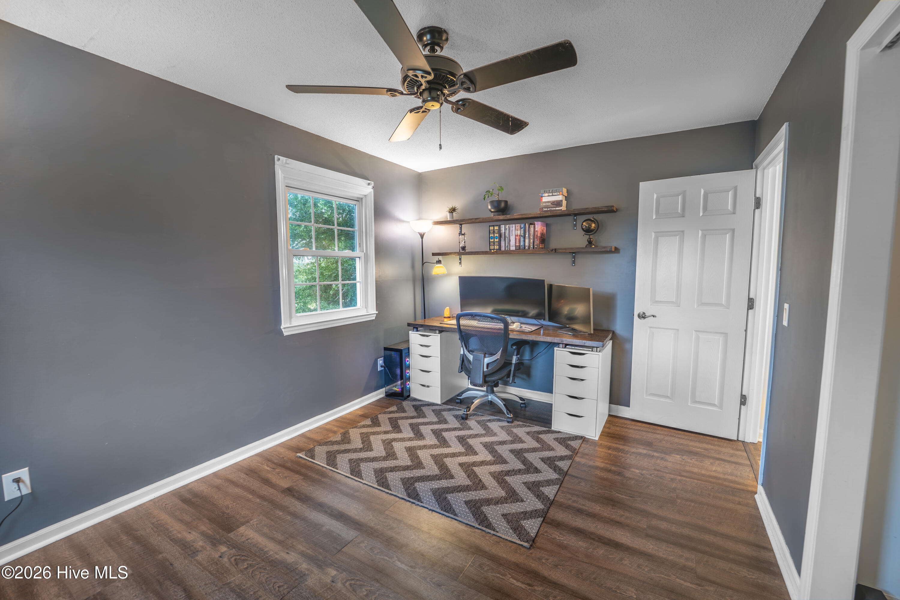 712 Yulan Drive Property Photo 15