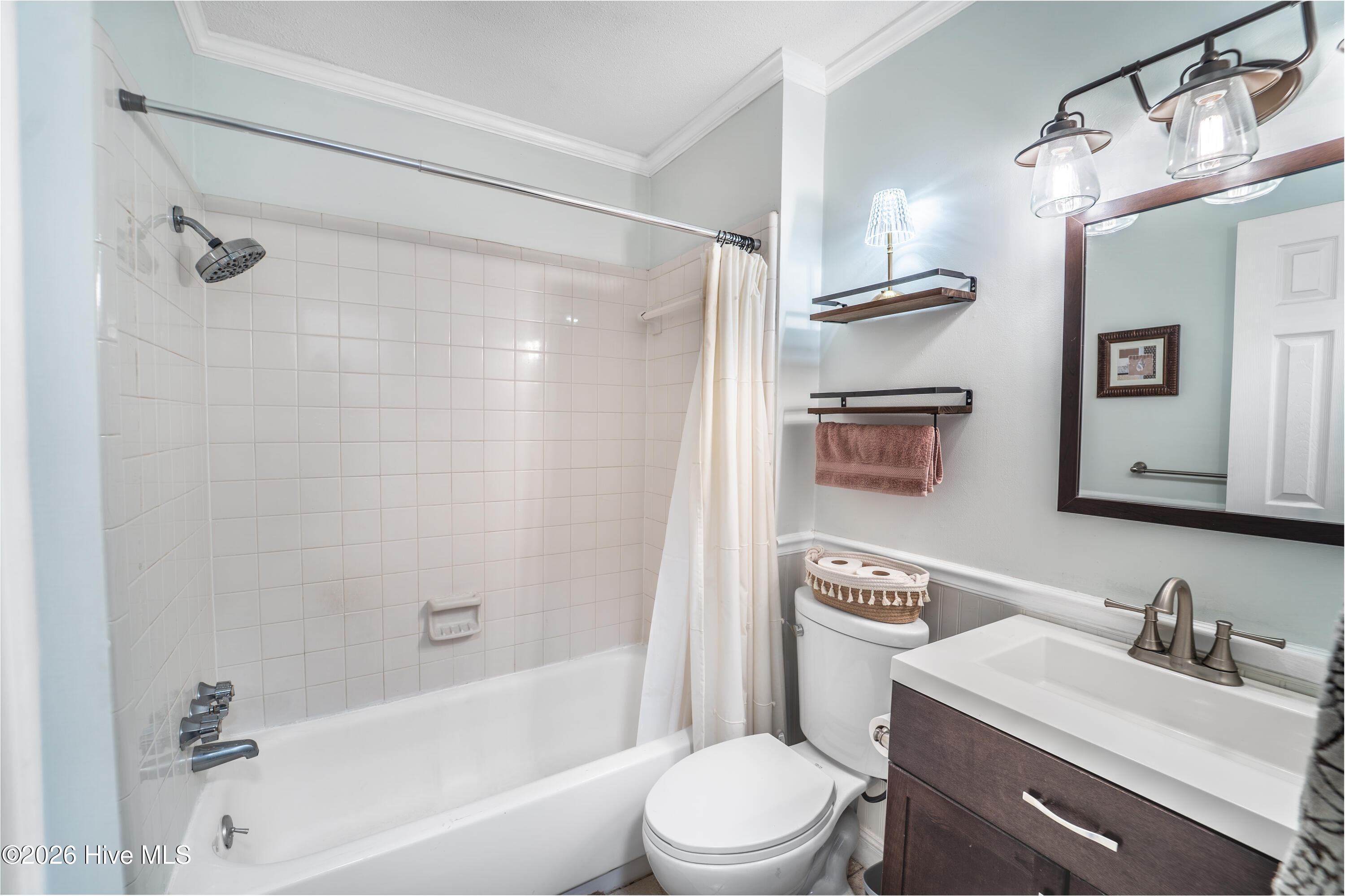 712 Yulan Drive Property Photo 19