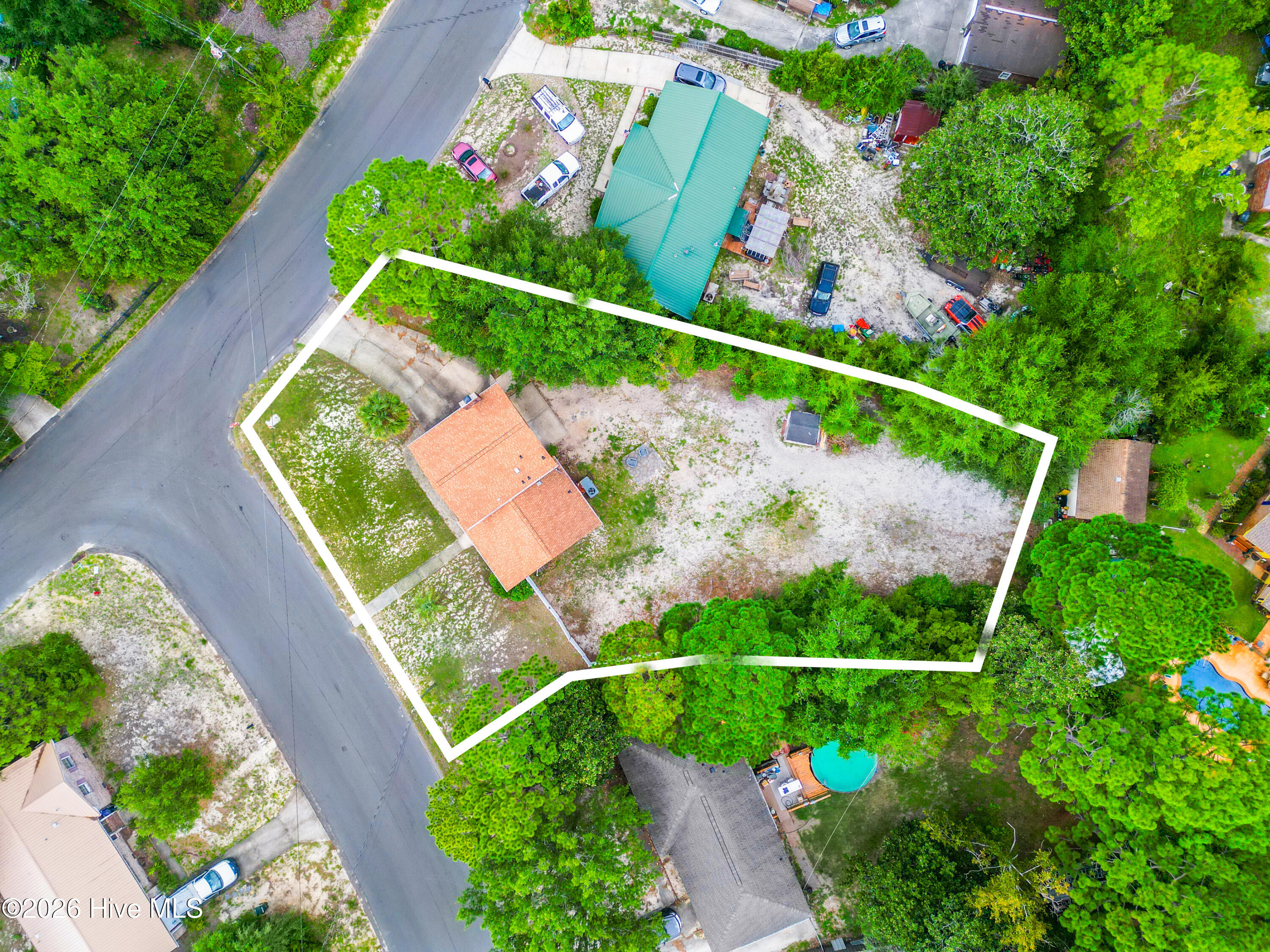712 Yulan Drive Property Photo 22