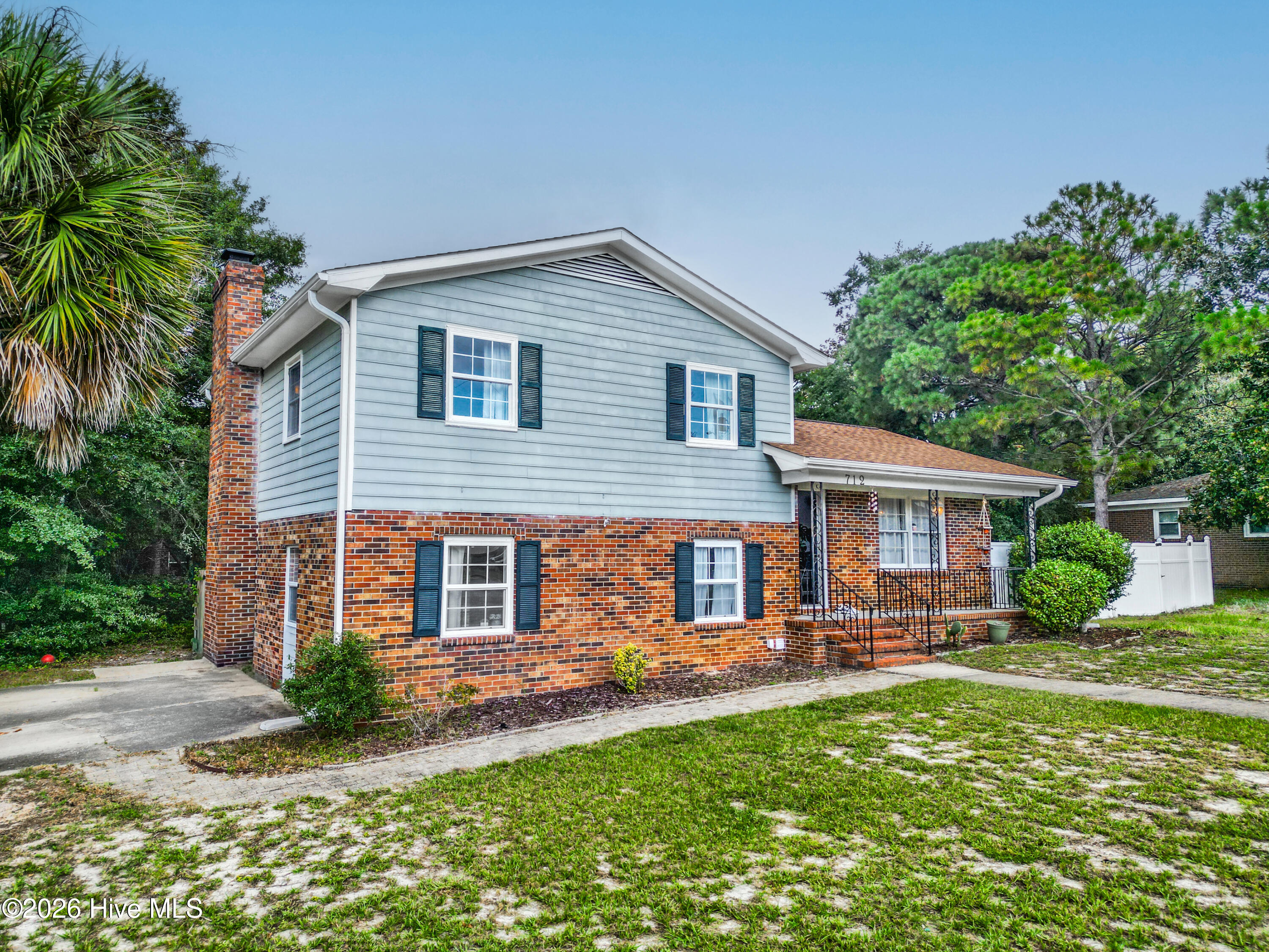 712 Yulan Drive Property Photo 25