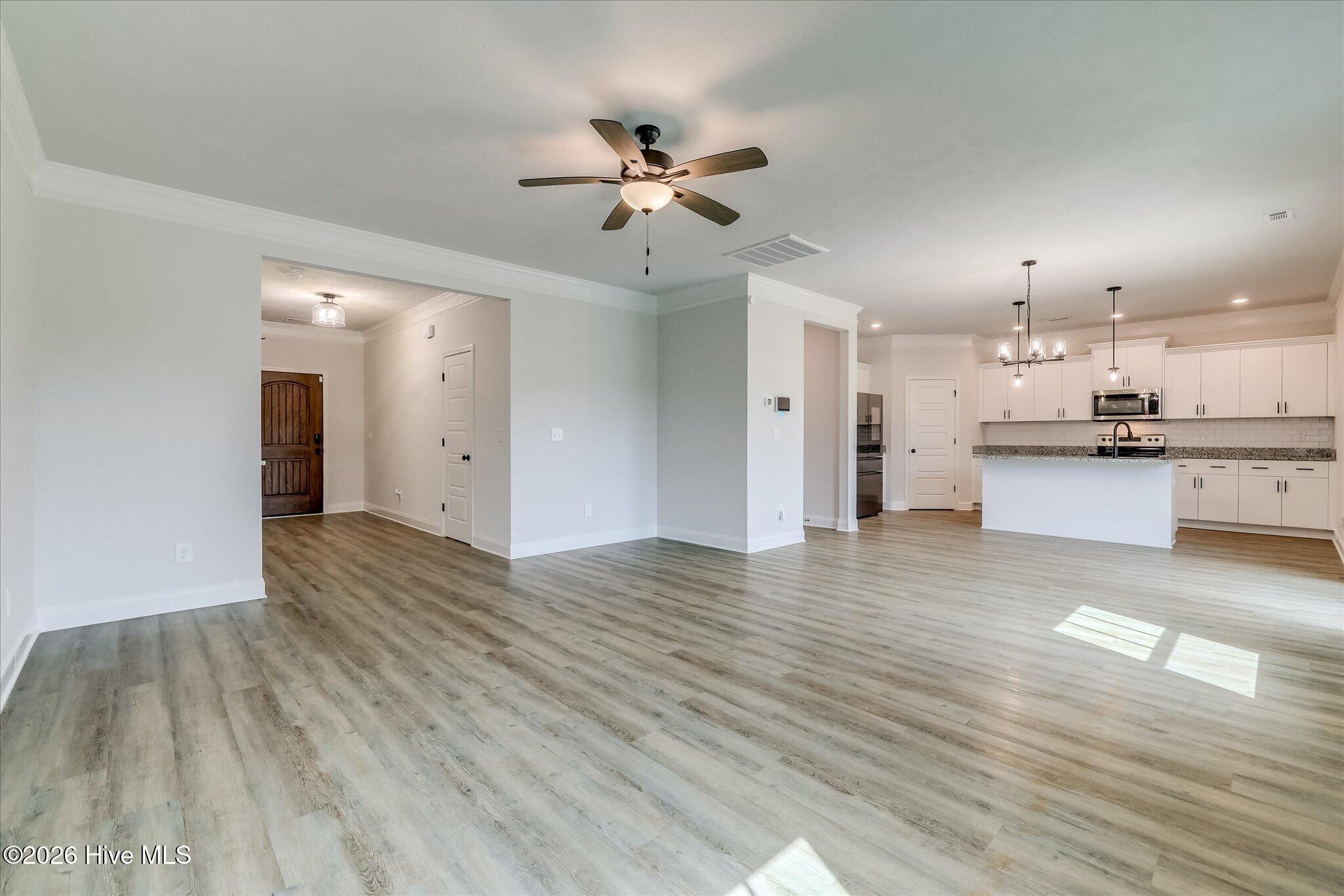 4039 Cottingham Way Property Photo 11