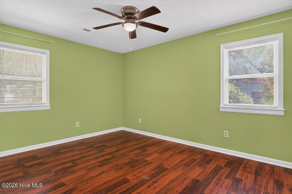 2400 N Hills Drive Property Photo 13
